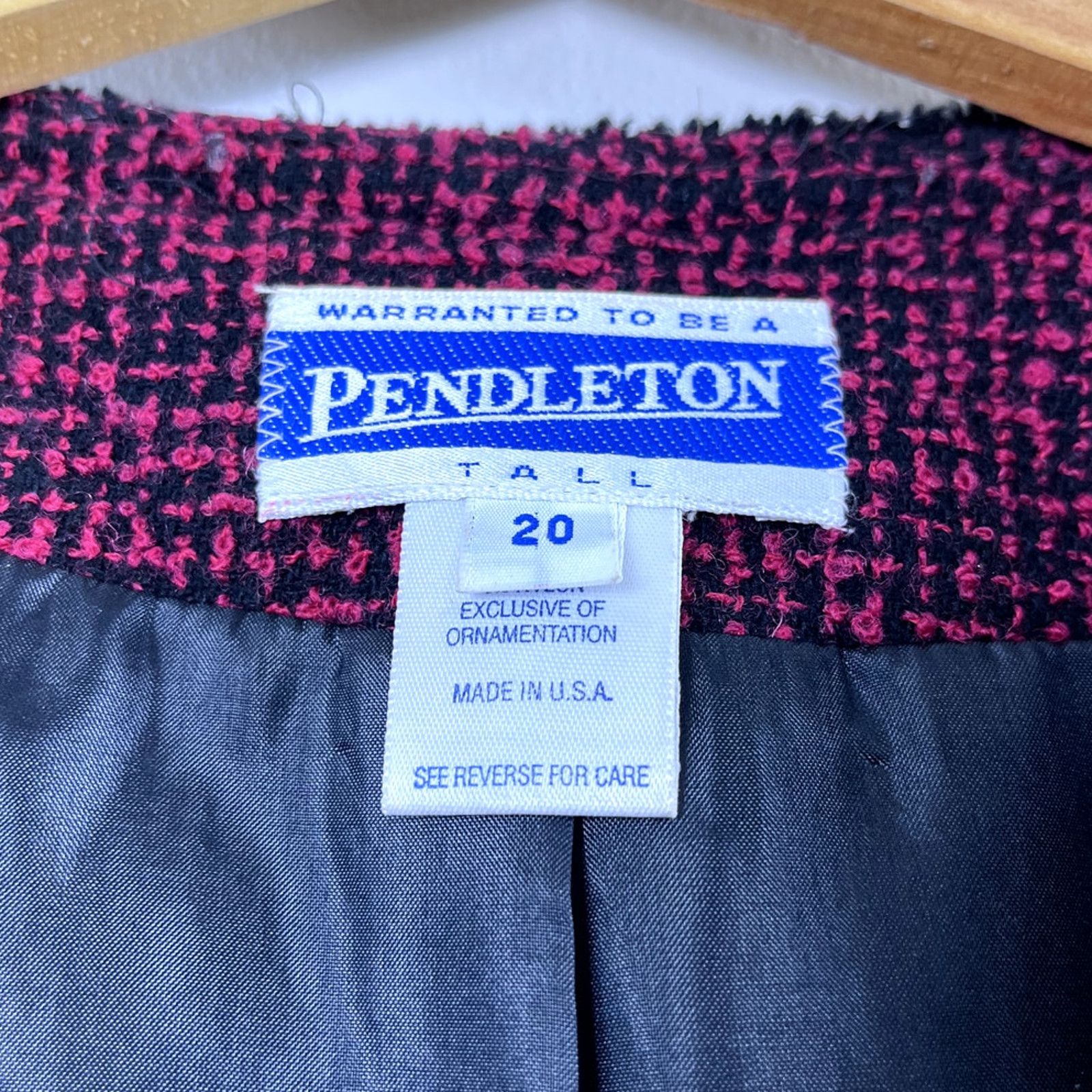 Pendleton Women's Vintage Black and Red Wool Blend Pendleton Blazer 20 Size 3XL / US 20-22 - 2 Thumbnail