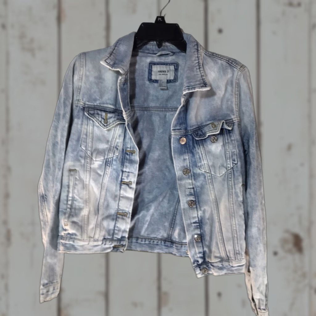Forever 21 VINTAGE Forever 21 Denim Jacket Womens Size S Blue Acid Washed Cropped Casual 90s Size S / US 4 / IT 40 - 1 Thumbnail