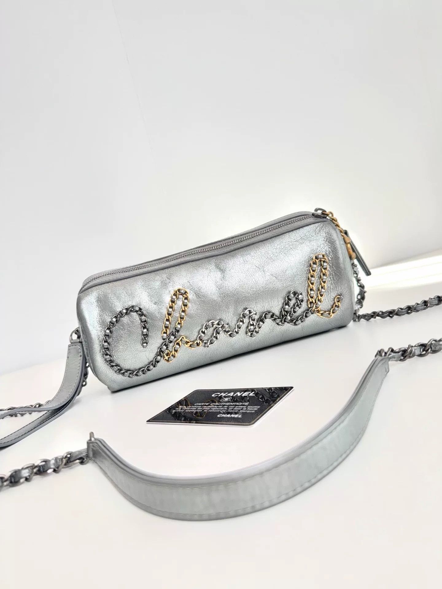 Chanel Pre-loved Bag Very good condition Size ONE SIZE - 1 Thumbnail