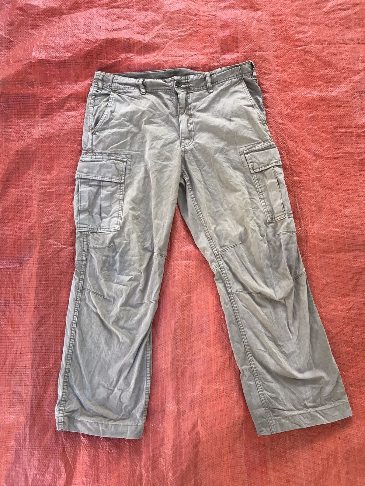 Uniqlo Uniqlo Military Cargo Pants Parachute Size US 36 / EU 52 - 1 Thumbnail