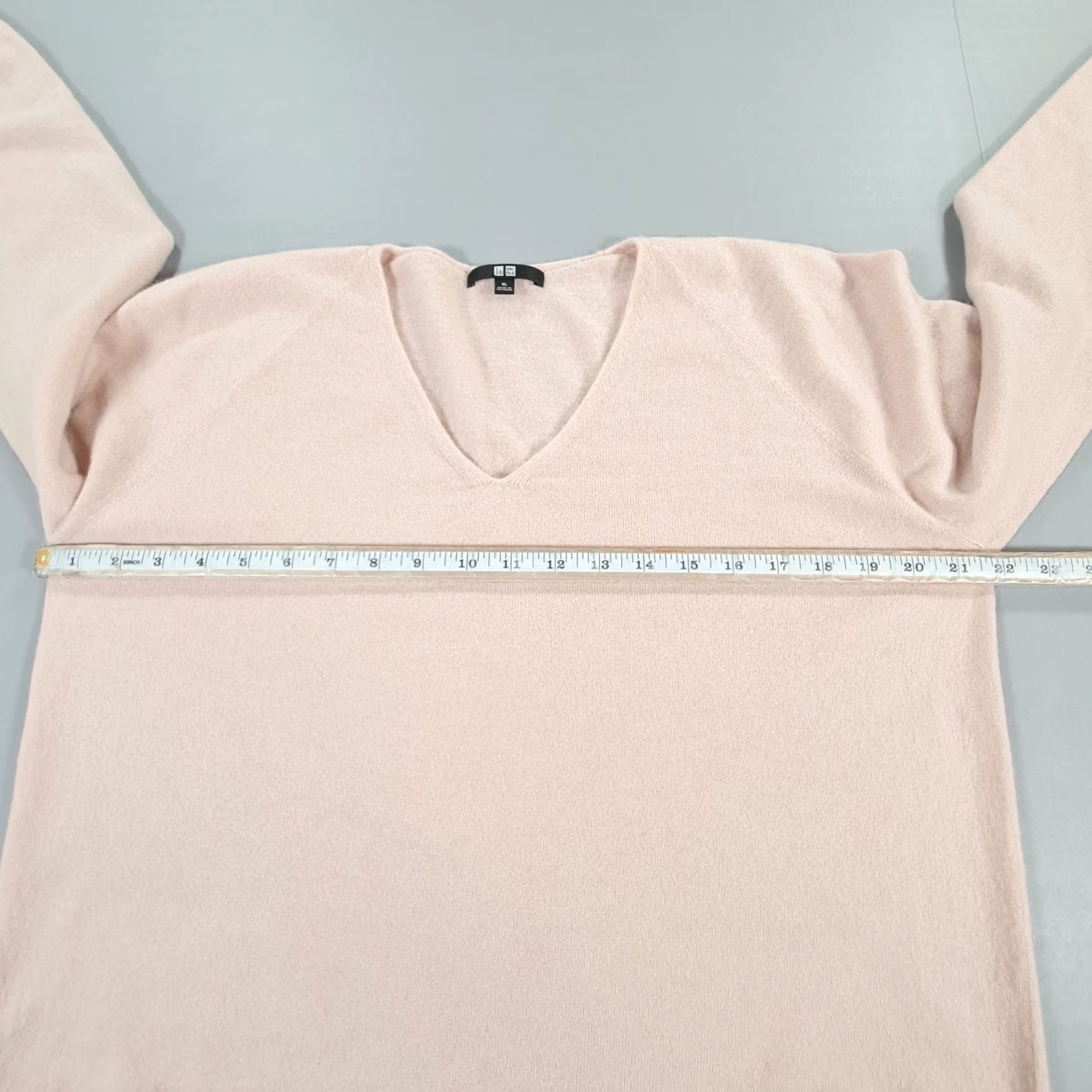Uniqlo VINTAGE Uniqlo Jumper Womens XL Cashmere Pullover Pink 100% Cashmere Knitted Pullover Womens Short/Long Sleeve V-Neck Winter Size S / US 4 / IT 40 - 4 Thumbnail