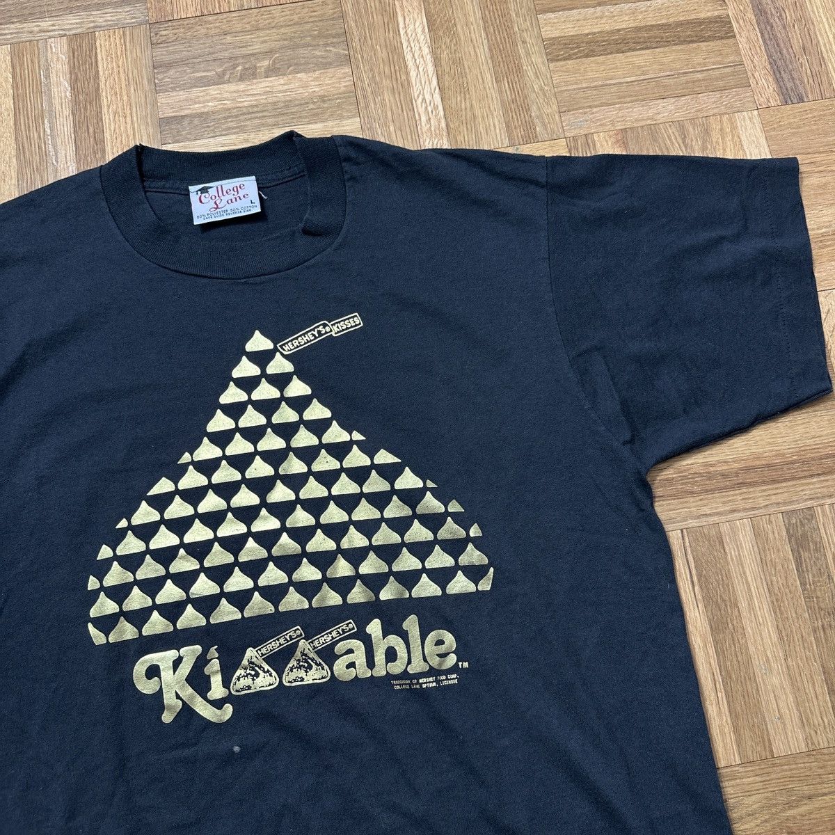 Vintage Vintage Hershey’s Kisses tee Size US L / EU 52-54 / 3 - 3 Thumbnail