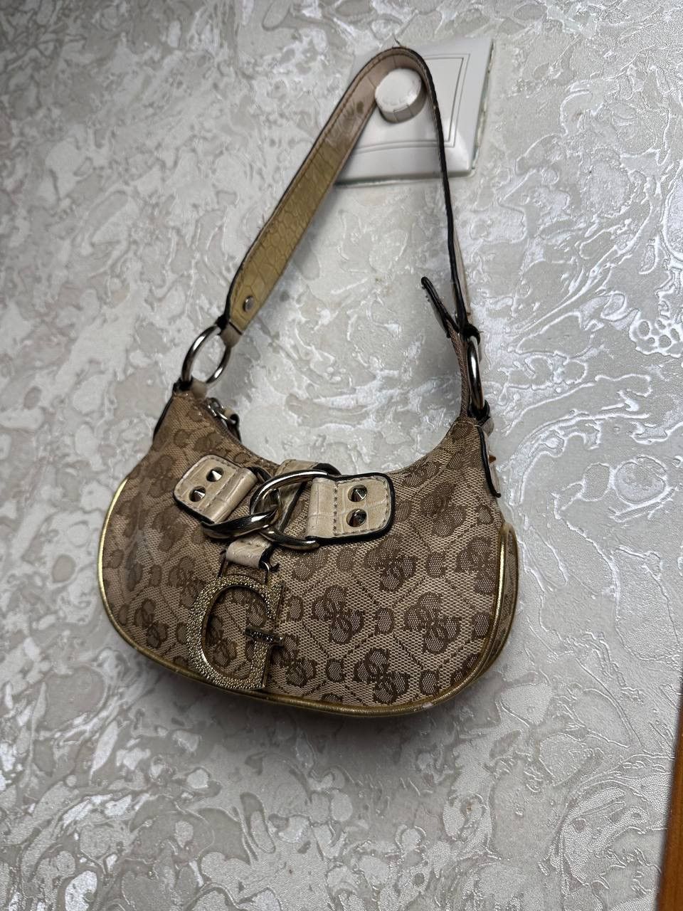 Guess Guess Vintage Y2K Avantgarde Mini Bag Very Rare Monogram Size ONE SIZE - 2 Thumbnail
