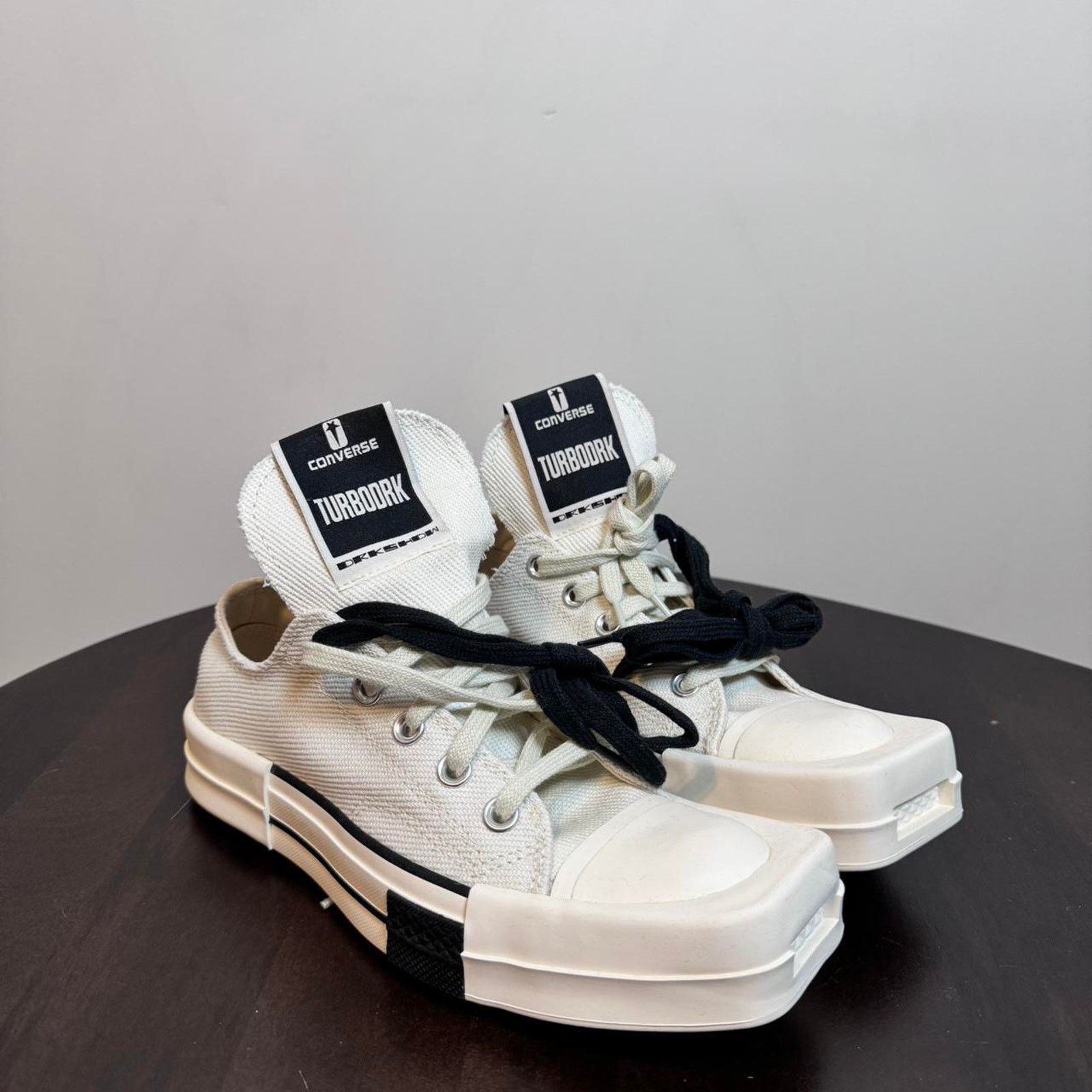 Gucci men’s slip ons (bee and star)