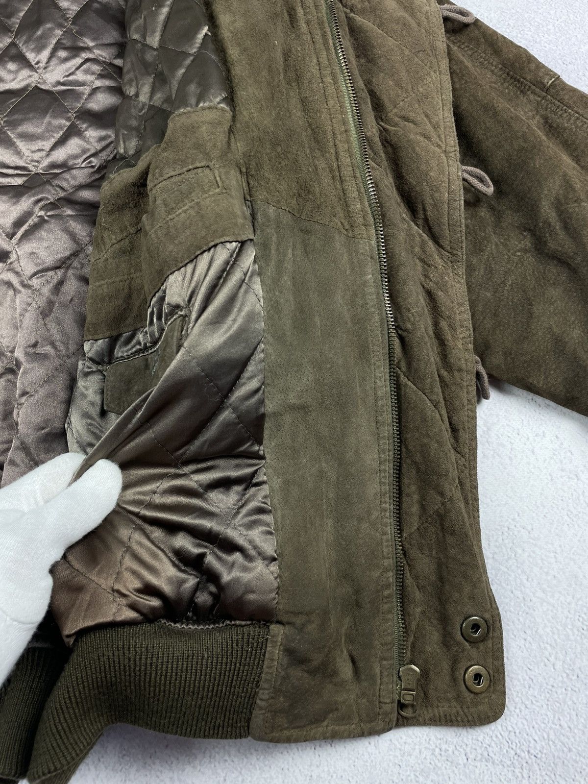 Chevignon × Vintage Chevignon Suede Bomber Jacket Clifford Office Ontario Canada Size US M / EU 48-50 / 2 - 20 Thumbnail