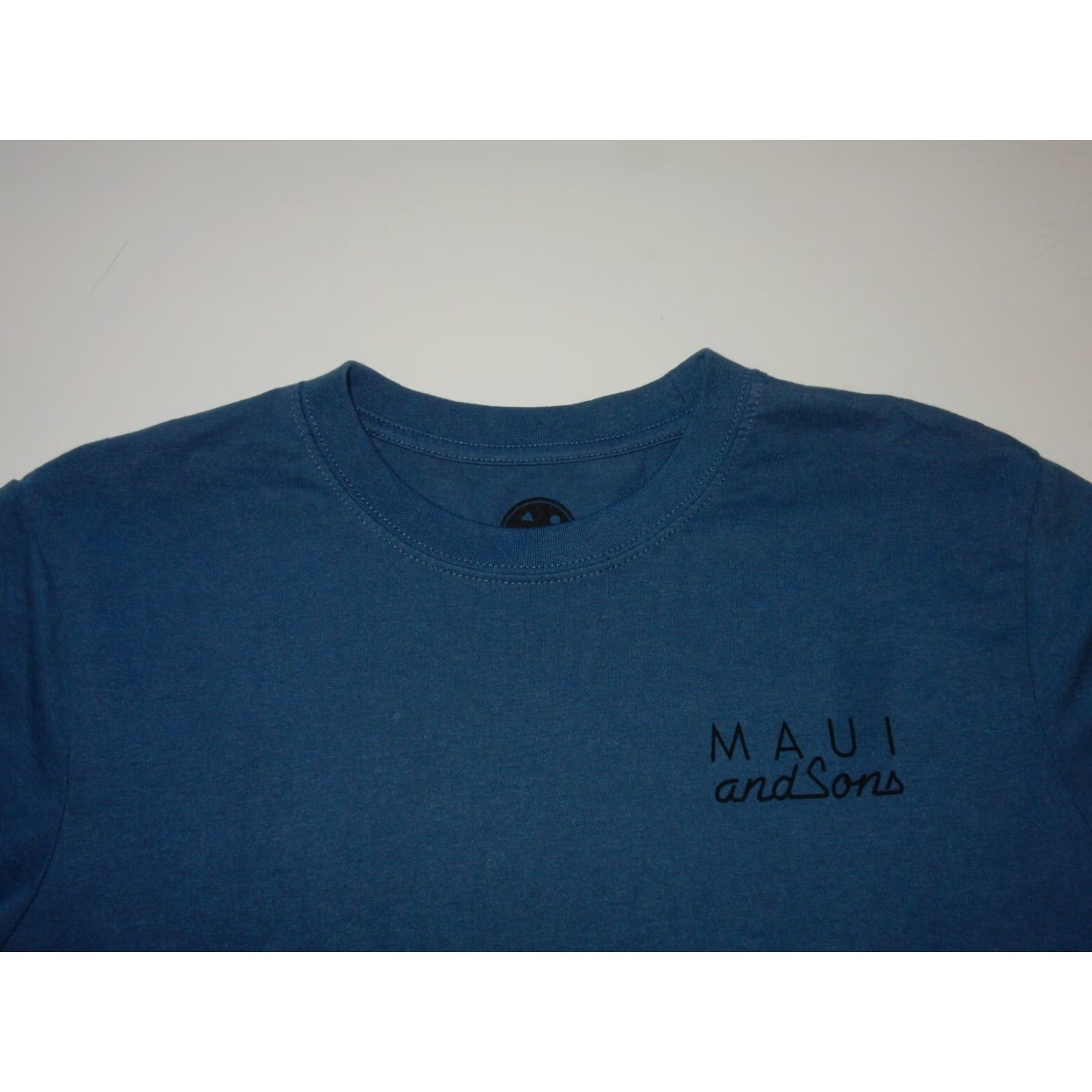 Vintage Maui & Sons Men's T Shirt Size M Size US M / EU 48-50 / 2 - 2 Thumbnail