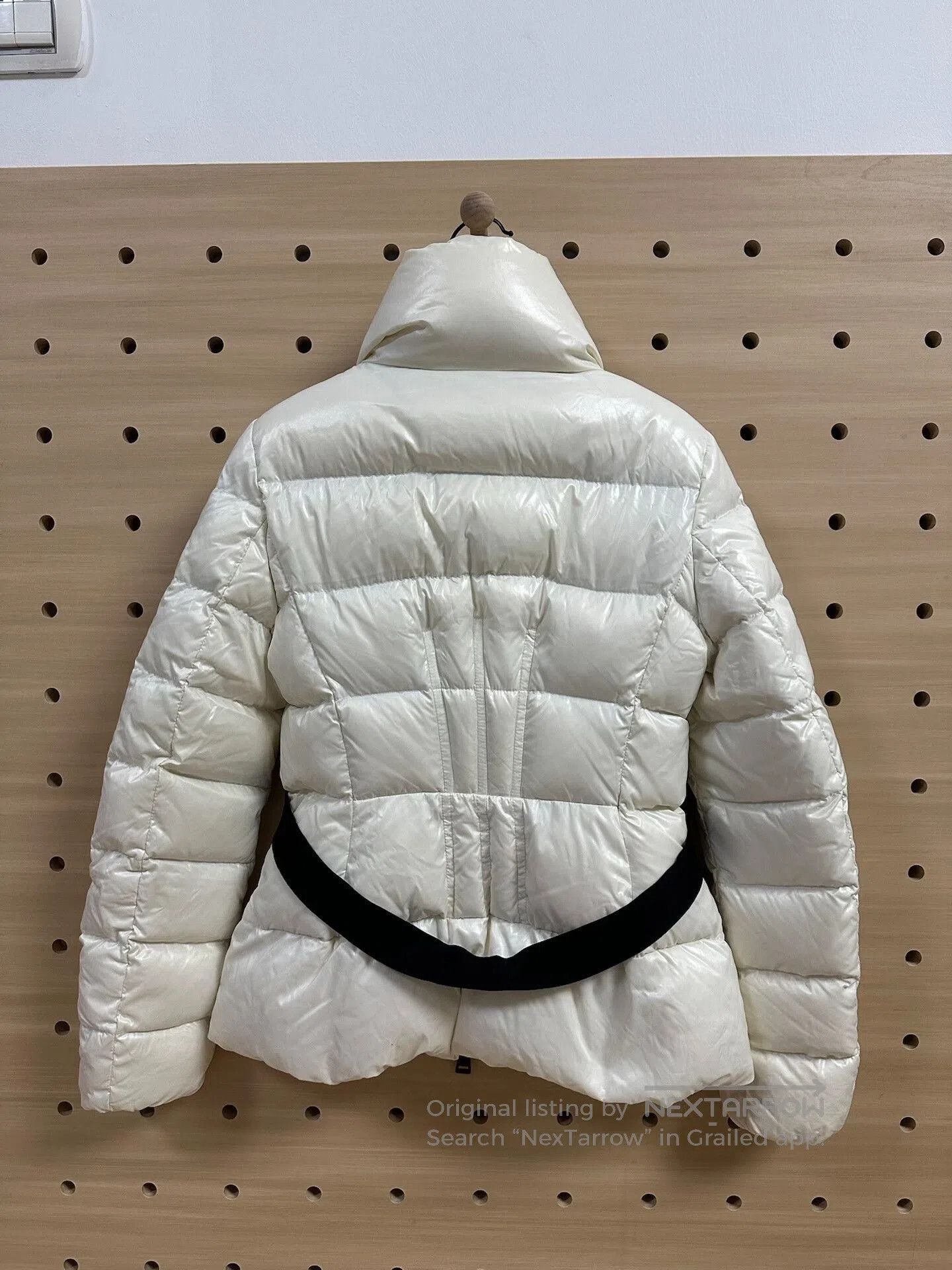 Moncler Moncler Danae Women's White Down Jacket. Size XS / US 0-2 / IT 36-38 - 3 Thumbnail
