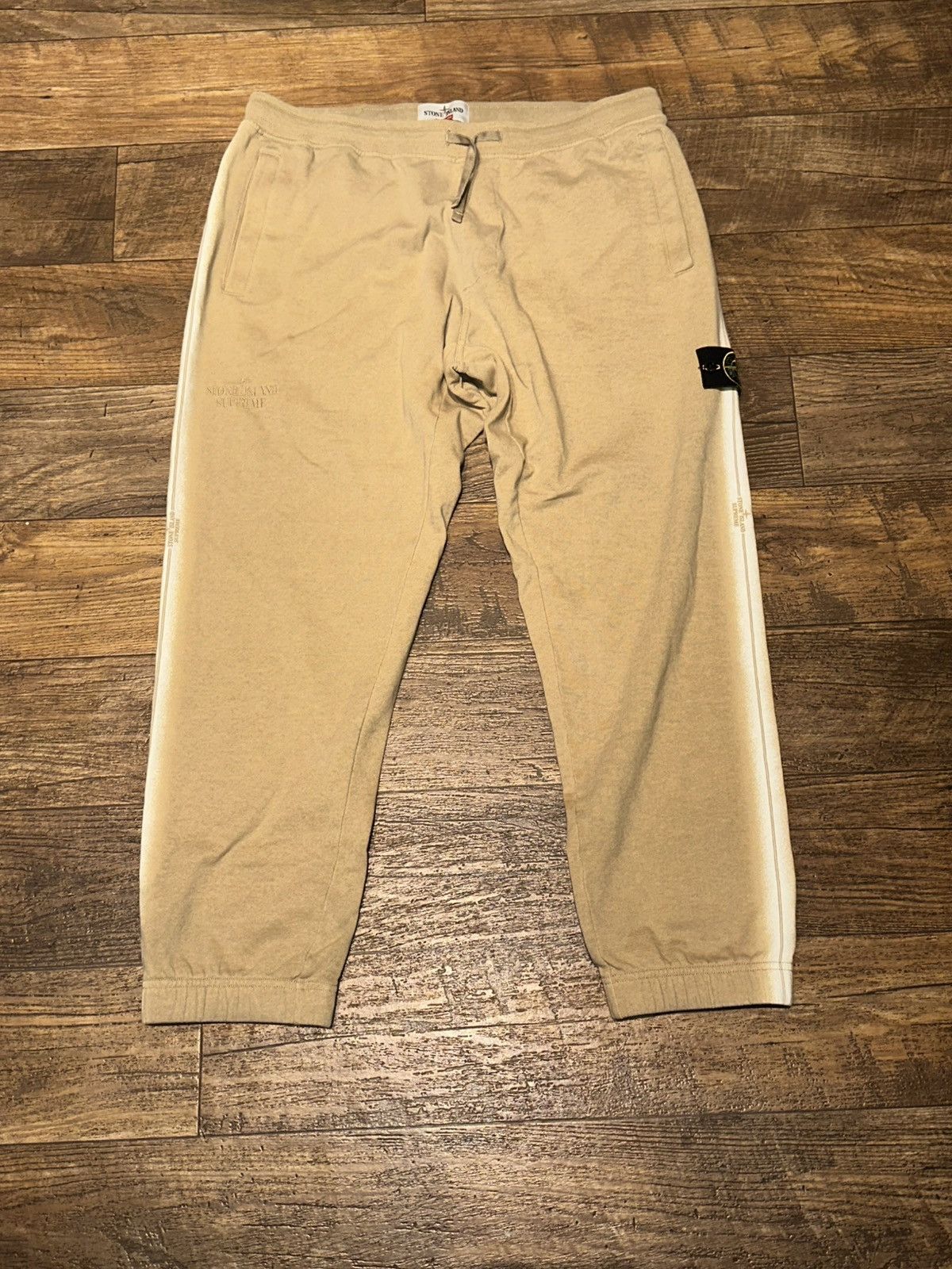 Stone Island × Supreme Supreme Stone Island Stripe Sweatpant (SS22) XL Size US 38 / EU 54 - 1 Thumbnail