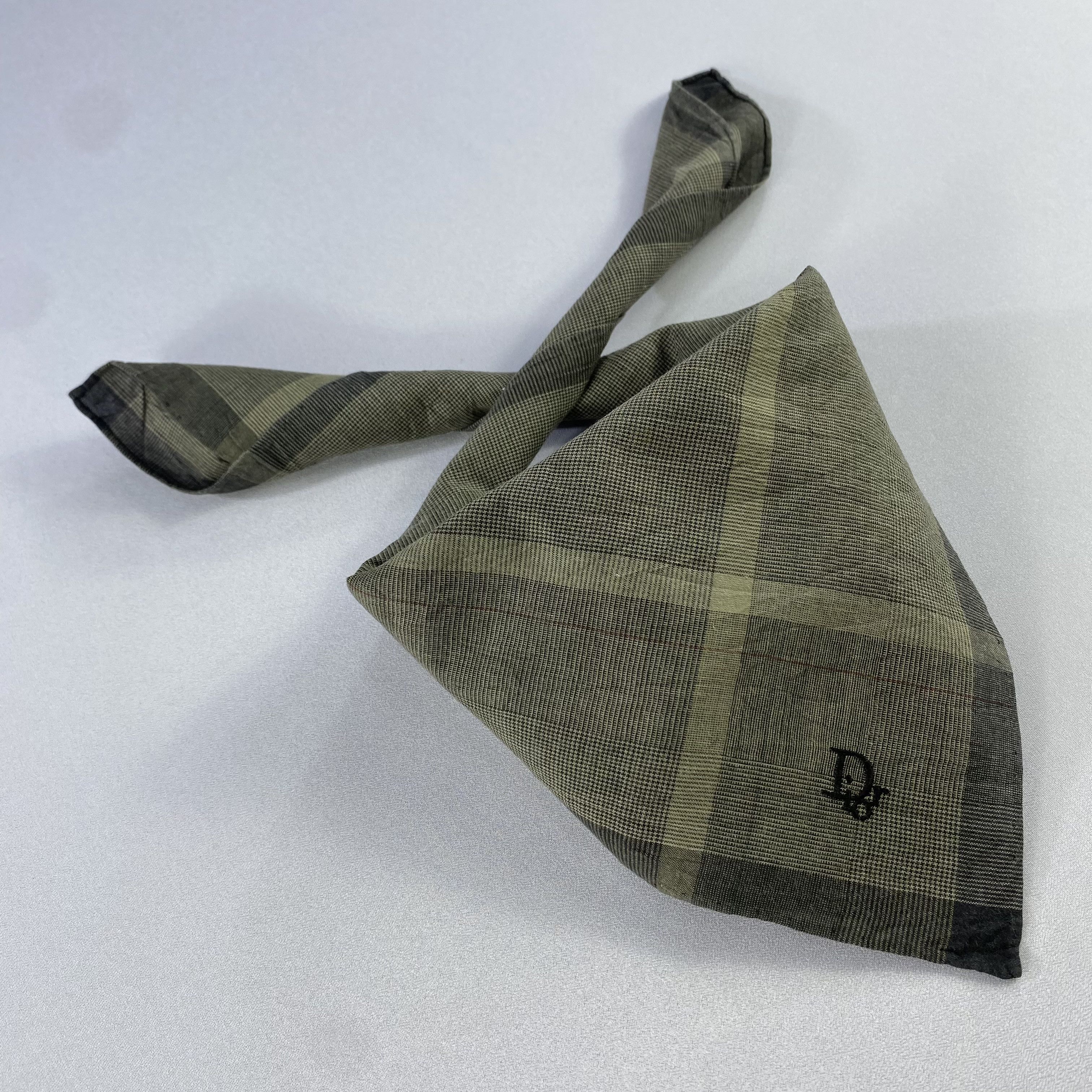 Vintage Dior Bandana/ Handkerchief / Neckerchief Size ONE SIZE - 2 Thumbnail