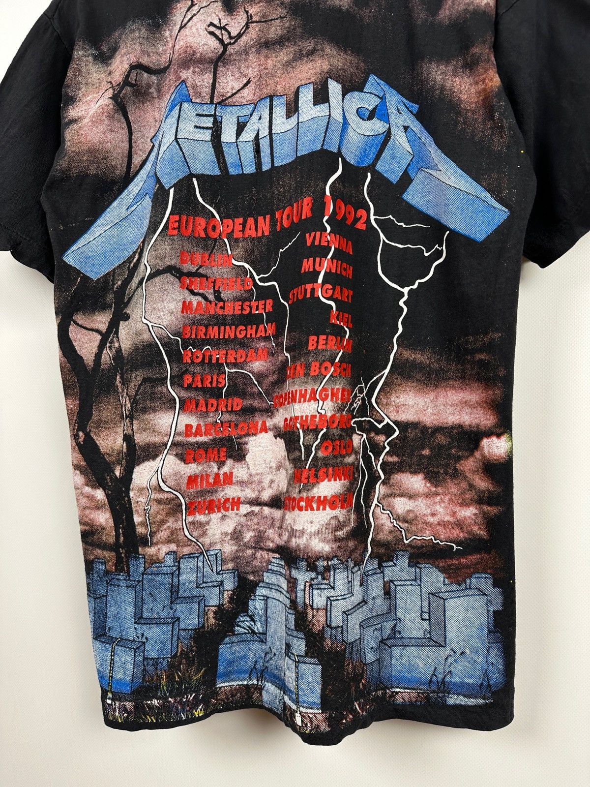 Band Tees 1992 Vintage Metallica All Over Print European Tour T-Shirt Size US M / EU 48-50 / 2 - 17 Thumbnail