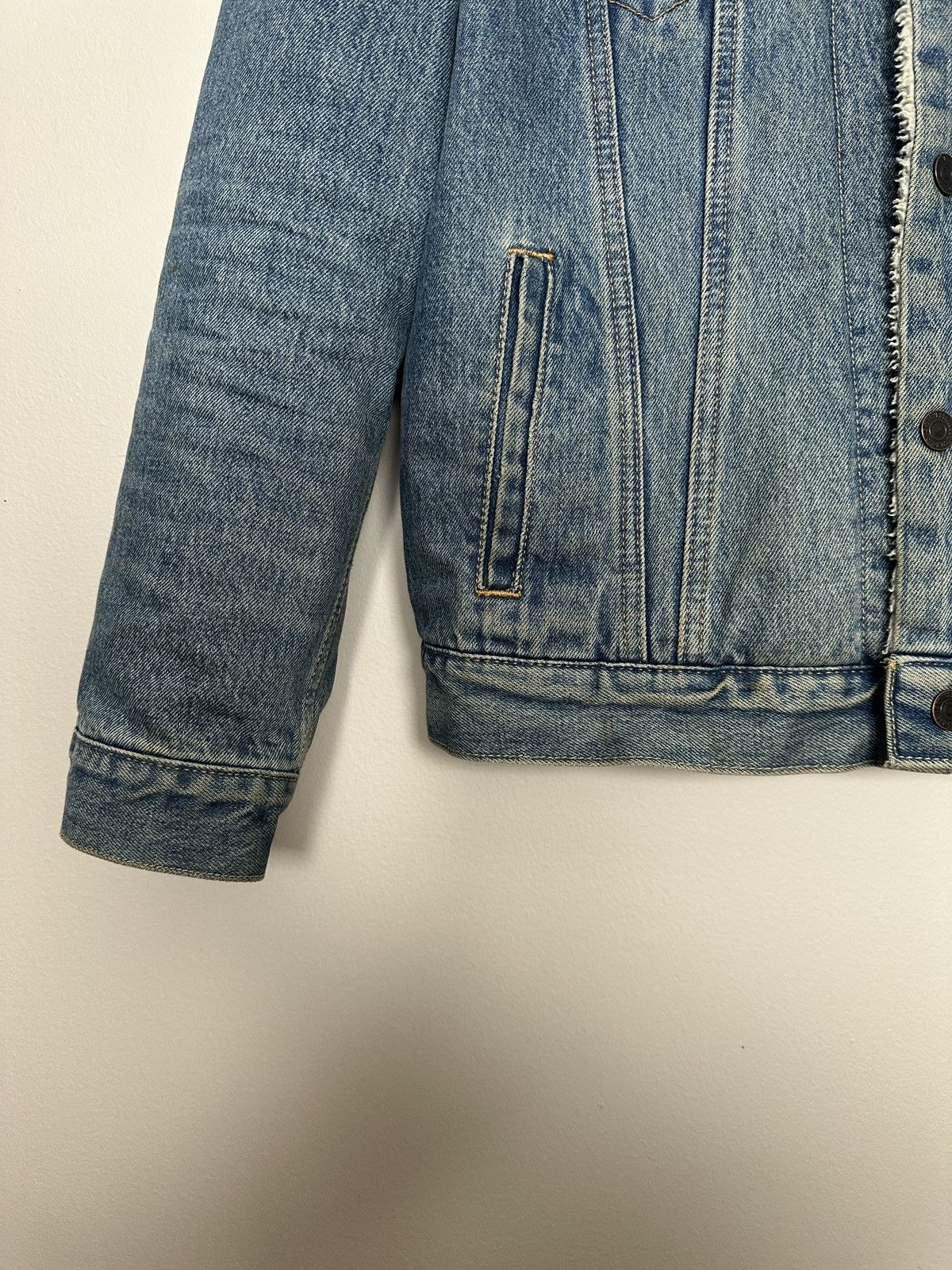 Levi's Levi’s Sherpa Trucker Denim Jacket Size US L / EU 52-54 / 3 - 3 Thumbnail