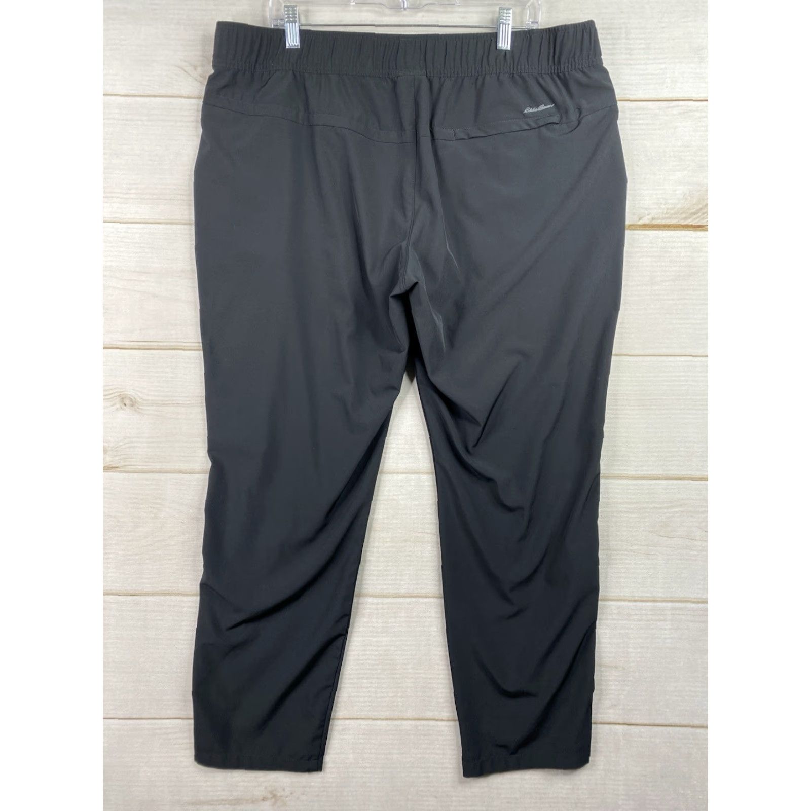 Eddie Bauer Eddie Bauer Traveler Pants Womens XL Black High Rise Elastic Waist Zip Pocket Size 40" / US 18 - 6 Thumbnail