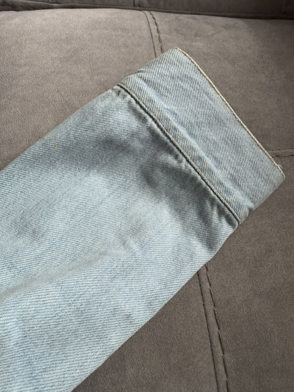 Saint Laurent Paris SAINT LAURENT denim jacket sizes in photos BY TAPE MEASURE Size US XS / EU 42 / 0 - 23 Thumbnail