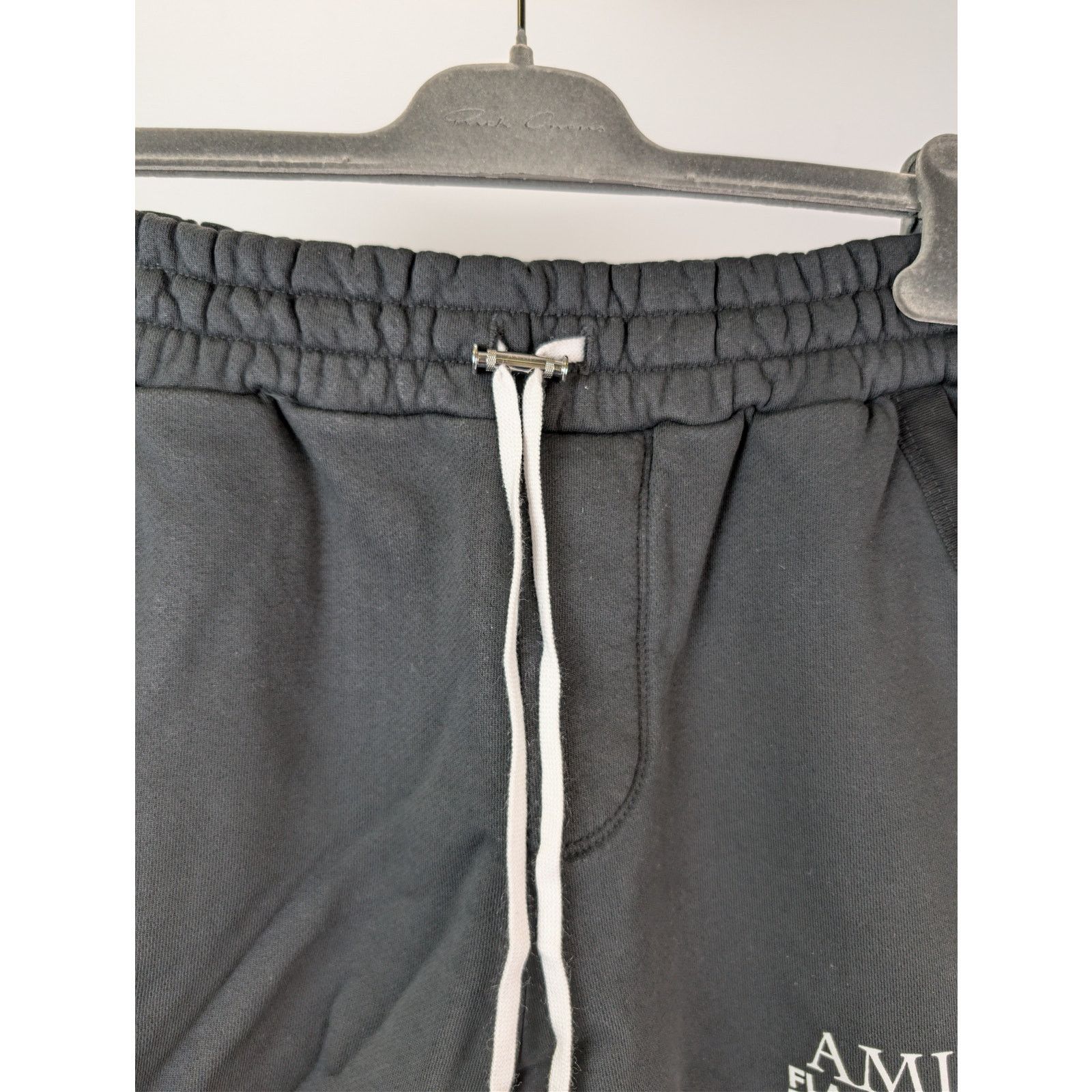 Amiri o1rshd1 Dubai Exclusive Sweatshort in Black Size US 30 / EU 46 - 7 Thumbnail