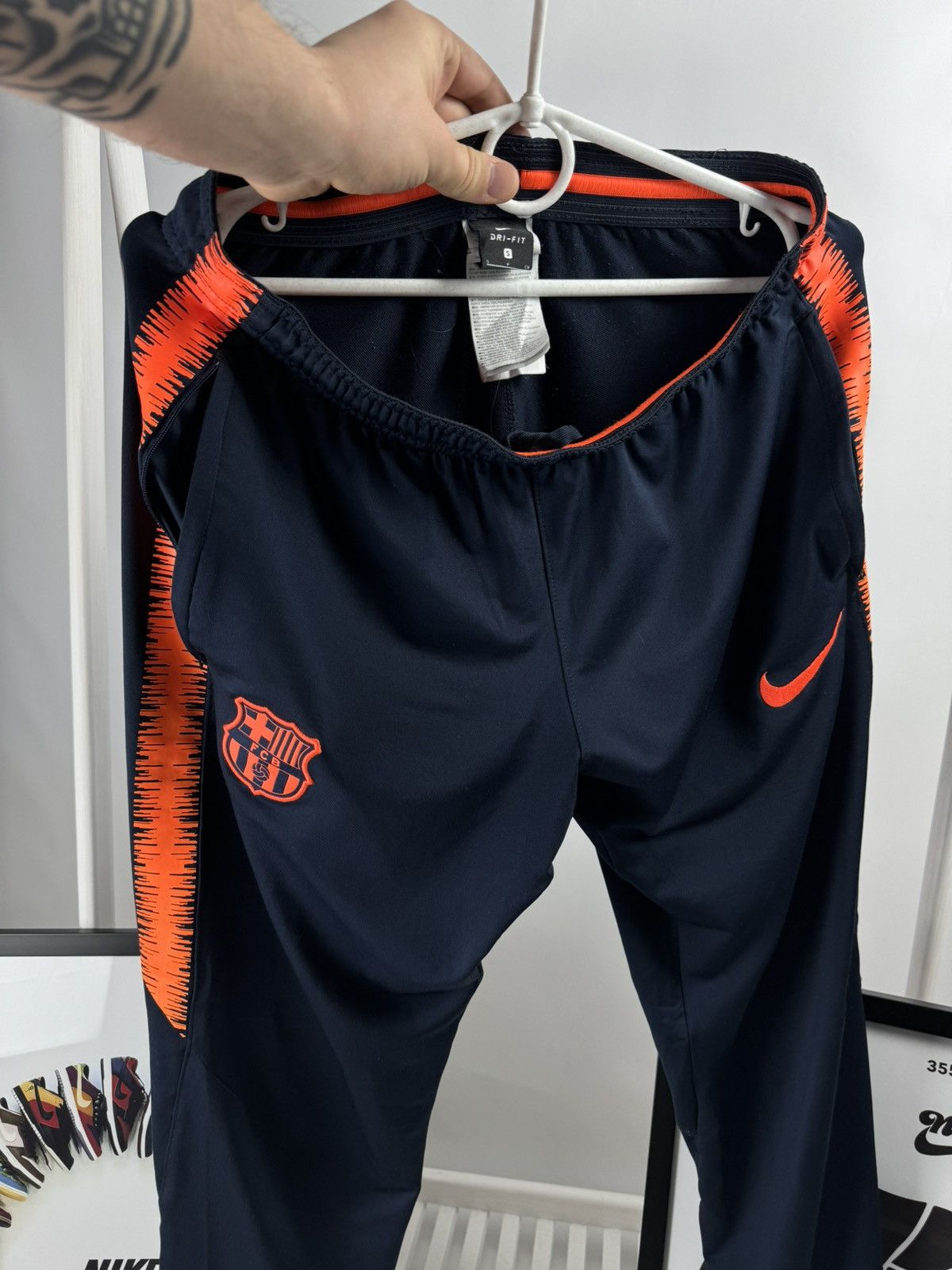 Nike Nike X Barcelona Sport Pants Size US 31 - 7 Thumbnail
