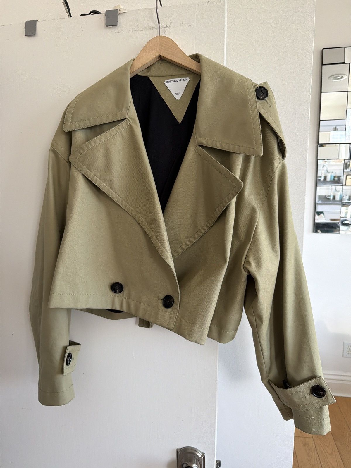 Bottega Veneta Fine Compact Cotton Twill Cropped Trench Coat Size US S / EU 44-46 / 1 - 7 Thumbnail