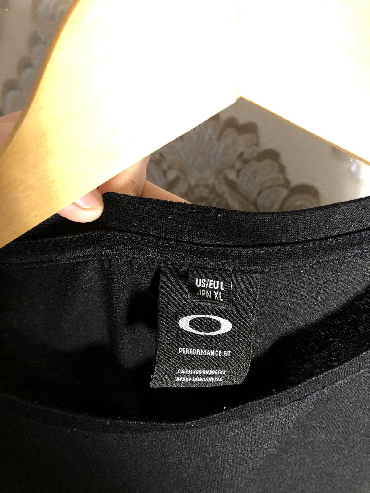 Oakley VINTAGE OAKLEY RUNNING T-SHIRT SURF CASUAL DESIGNER Y2K 90s Size US L / EU 52-54 / 3 - 4 Thumbnail