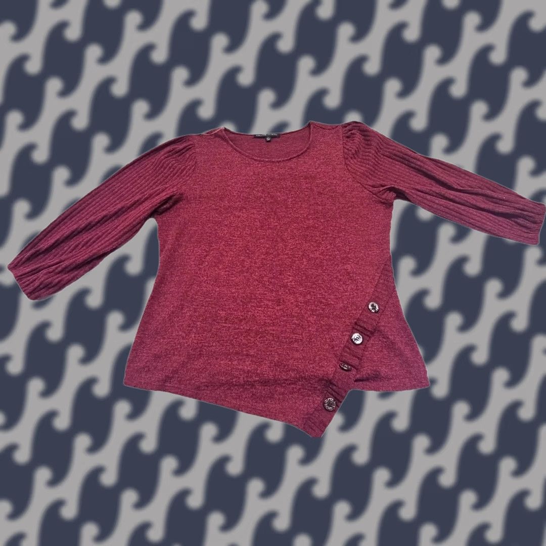 Vintage Adrienne Vittadini Womens L Burgundy Knit Top Asymmetrical Hem Button Accent Puff Sleeve Scoop Neck Pullover Casual Workwear Knit Top Size L / US 10 / IT 46 - 1 Thumbnail