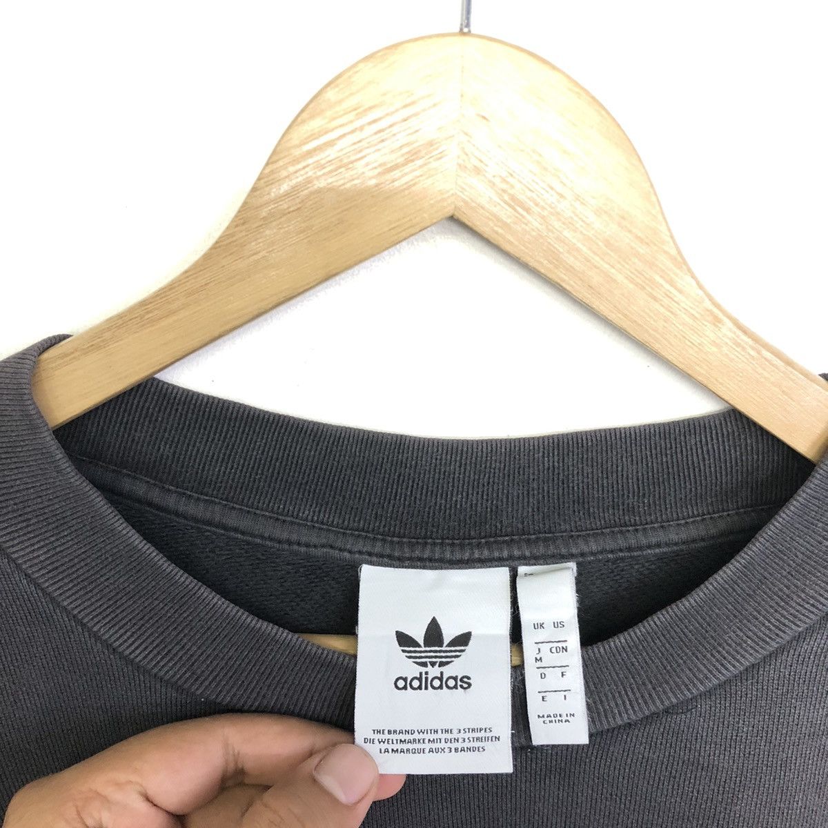 Adidas ADIDAS TREFOIL BIG LOGO CREWNECK SWEATSHIRT Size US M / EU 48-50 / 2 - 8 Thumbnail