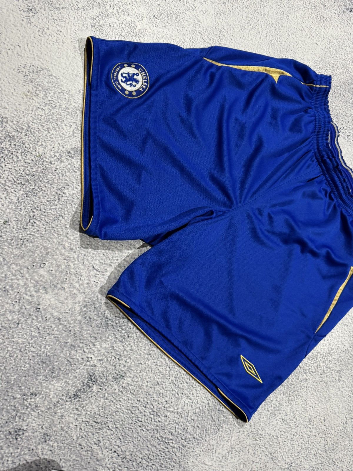 Chelsea Soccer × Vintage Chelsea 2005 2006 Umbro football shorts training men’s L Xl Size US 35 - 4 Thumbnail