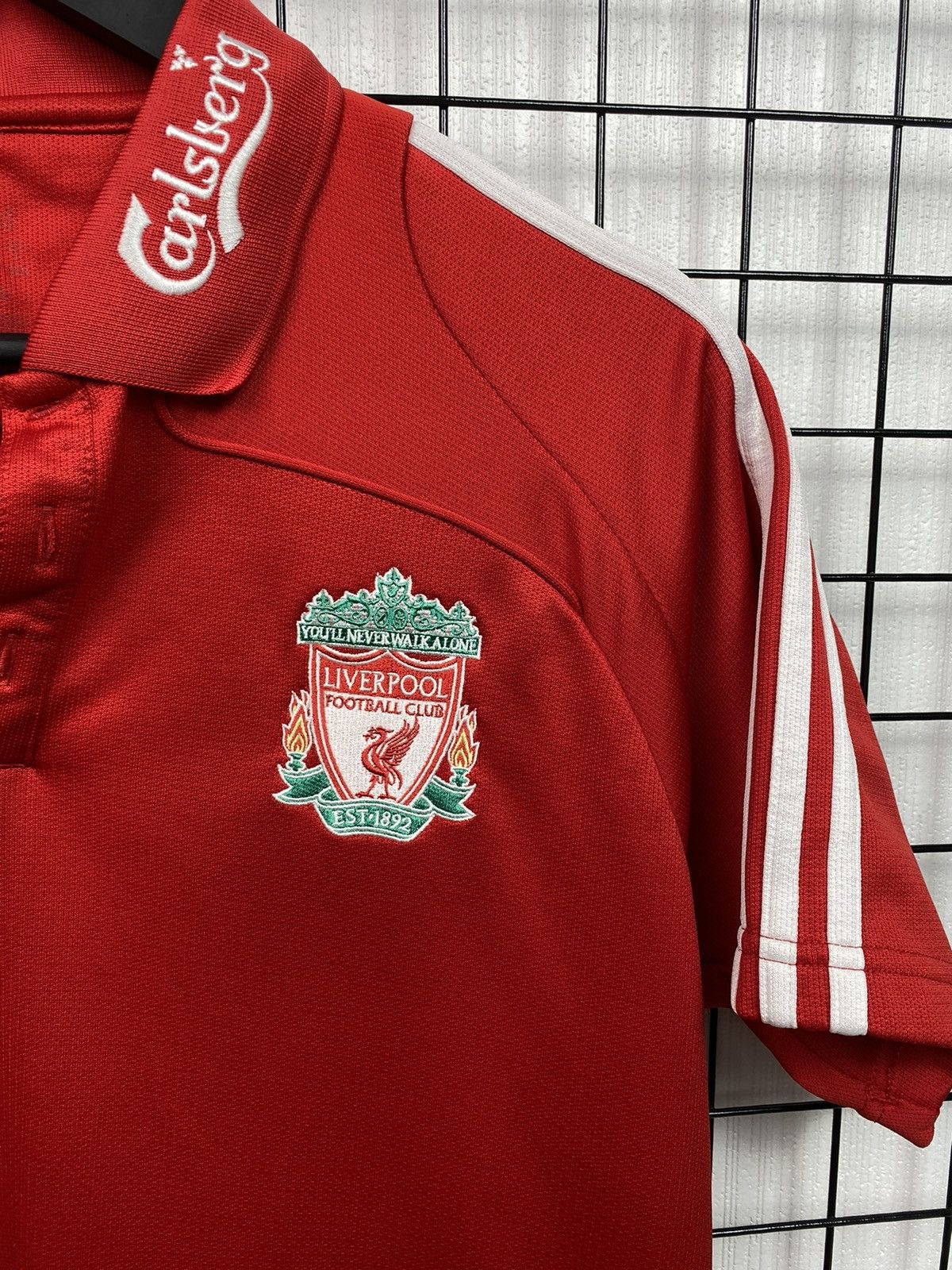 Vintage Adidas 2008 Liverpool Red Carlsberg Polo TShirt Soccer Men M Size US M / EU 48-50 / 2 - 6 Thumbnail