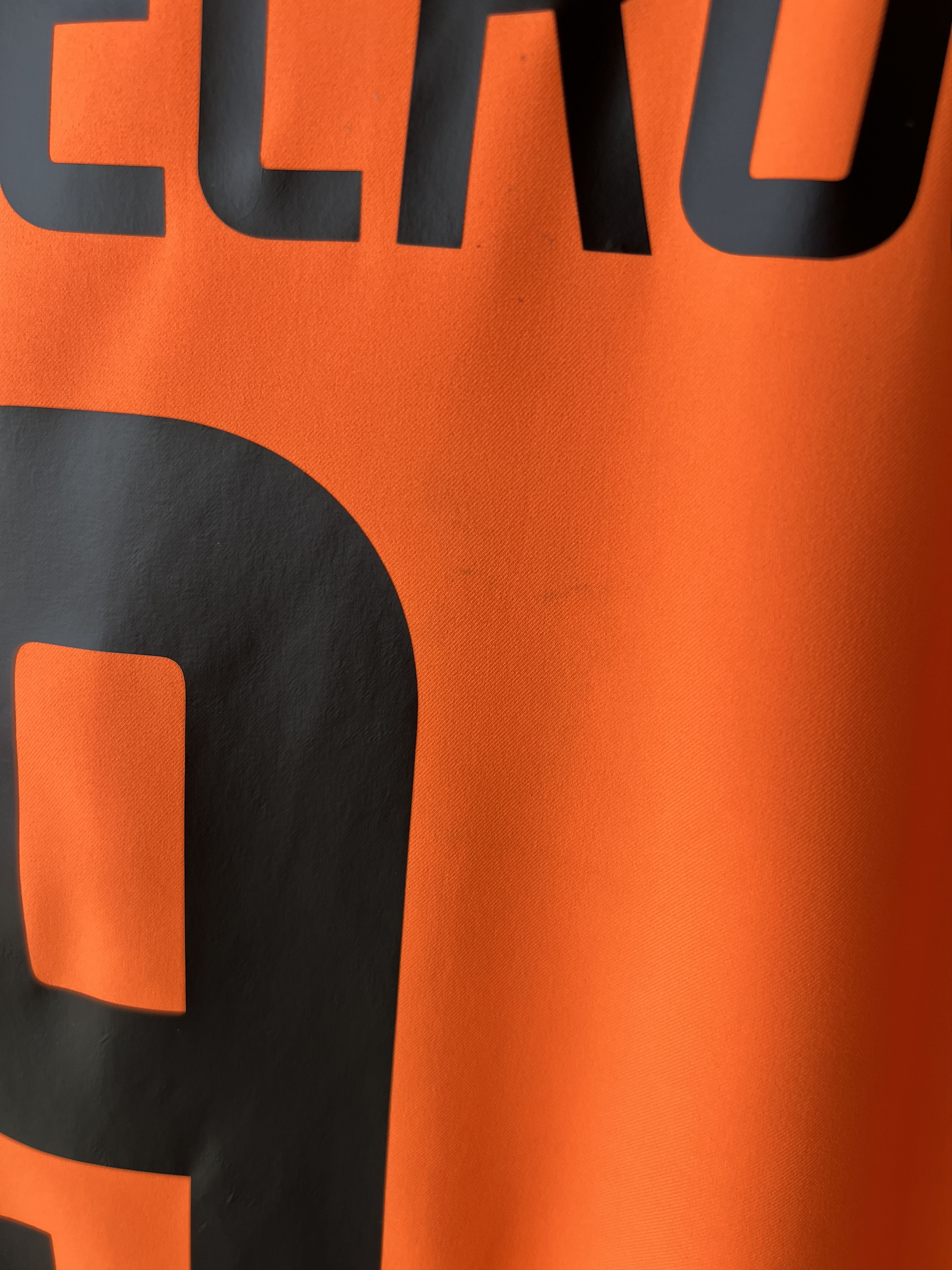 Nike (M) Holland 2002-04 Home Kit v. Nistelrooy #9 Size US M / EU 48-50 / 2 - 8 Thumbnail
