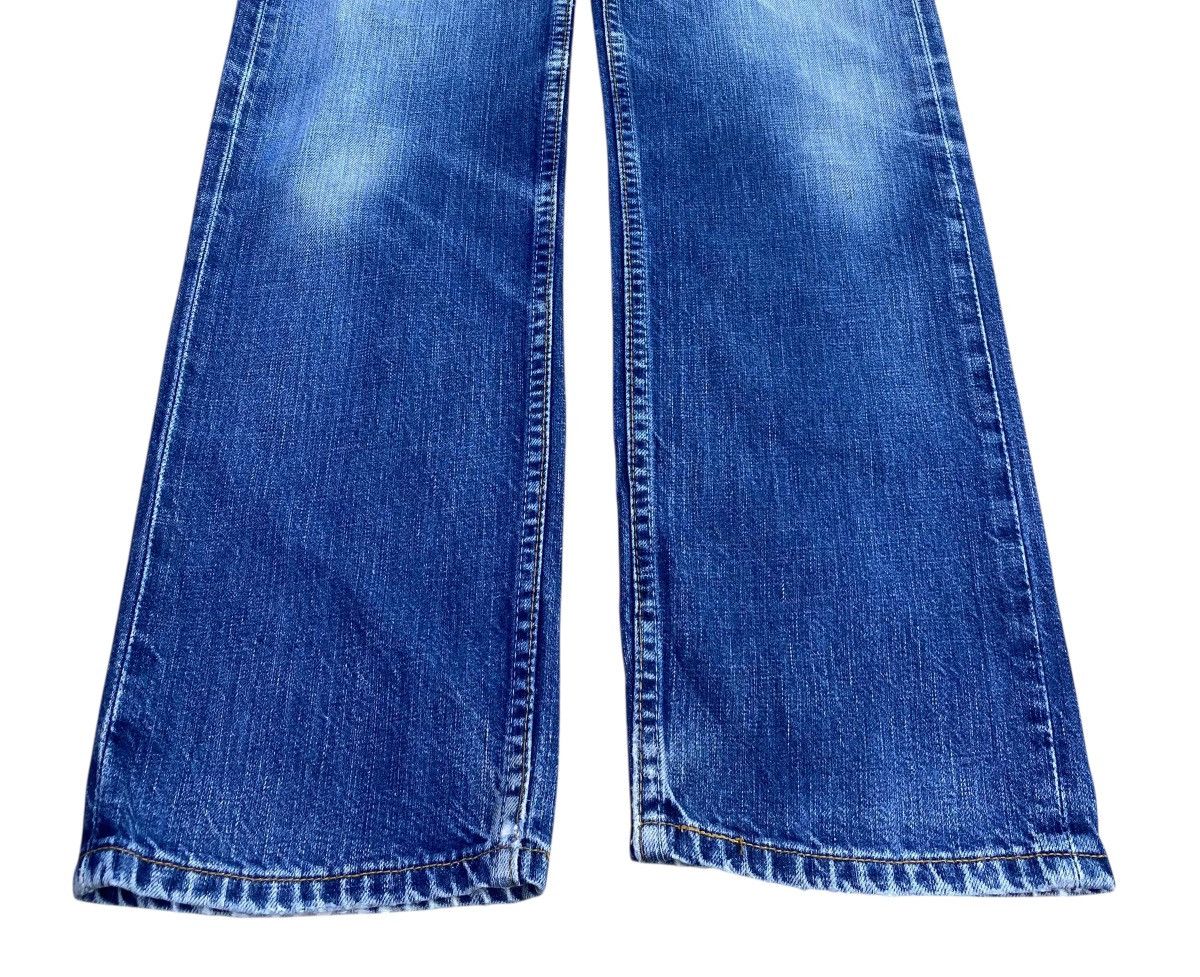 Levi's Levi’s Faded Blue Wash Straight Leg Style Jeans Size US 28 / EU 44 - 5 Thumbnail