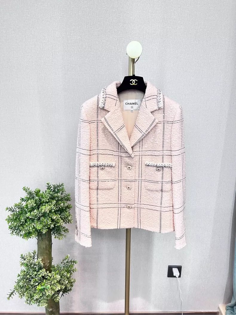 Chanel Chanel Nude pink silver silk plaid jacket Size XS / US 0-2 / IT 36-38 - 1 Thumbnail