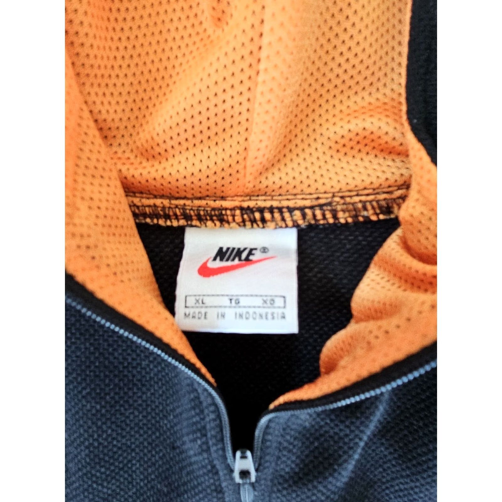 Nike Vtg Nike Basketball Hoops 1990s Warmup Hooded Shooting Shirt Mens XL Black Long Sleeve Vintage Nike Shirt Mens XL Hooded Basketball Growth? Size US XL / EU 56 / 4 - 6 Thumbnail