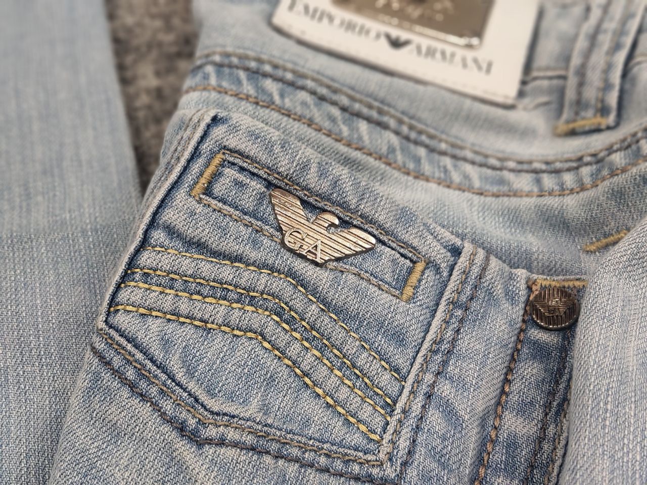 Emporio Armani Vintage Emporio Armani Y2K Style Metal logo Blue denim Jeans Size US 32 / EU 48 - 11 Thumbnail