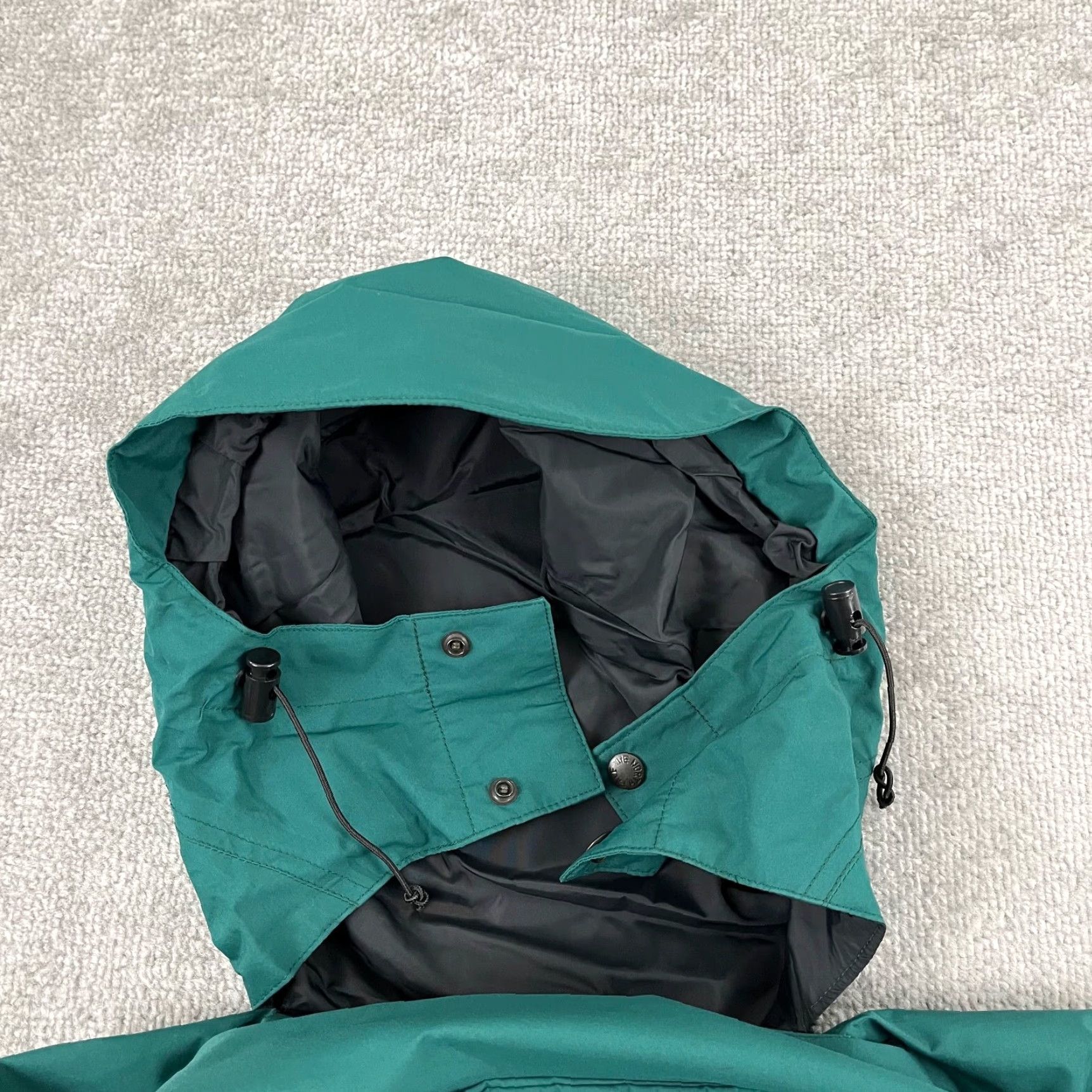 The North Face VINTAGE The North Face Jacket Mens M Green Goretex Hooded Coat Size US M / EU 48-50 / 2 - 3 Thumbnail