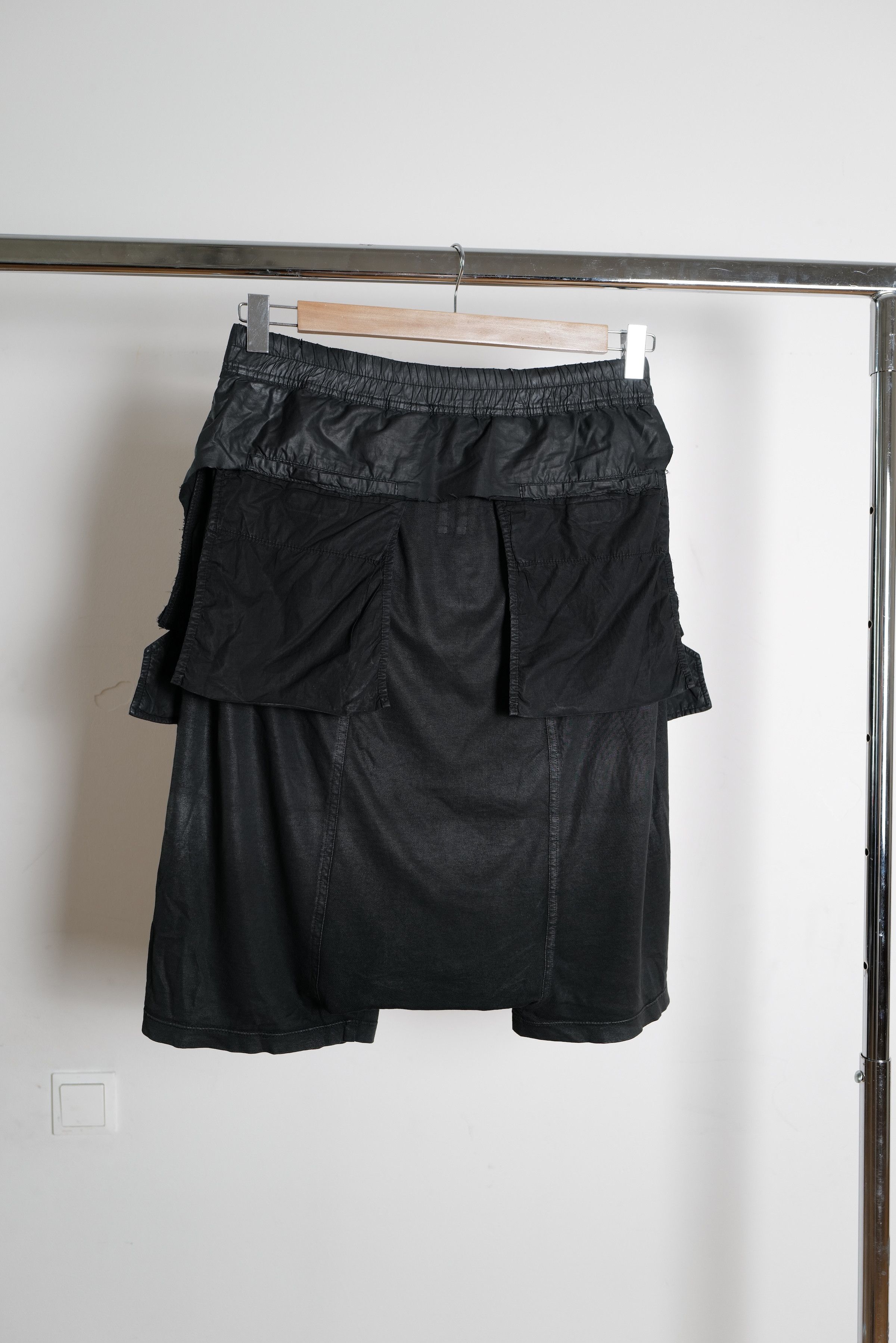 Rick Owens ARCHIVE WAXED INSIDEOUT SHORTS Size US 34 / EU 50 - 11 Thumbnail