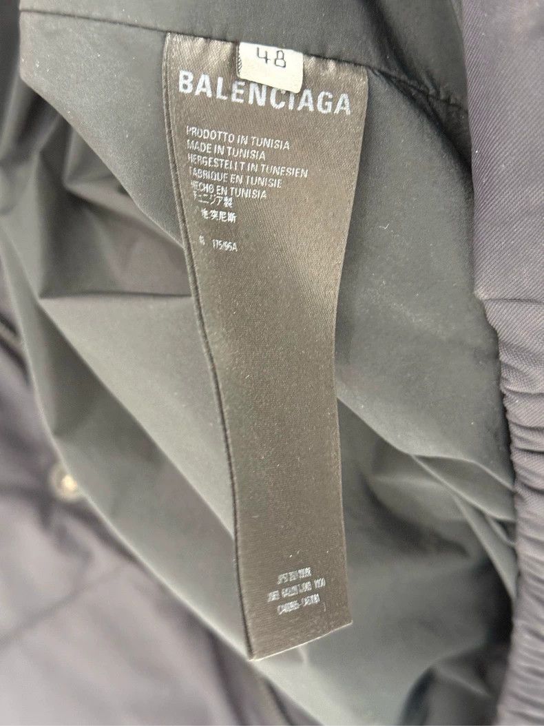 Balenciaga Balenciaga Double b embroidered logo coat on the back Size US M / EU 48-50 / 2 - 4 Thumbnail
