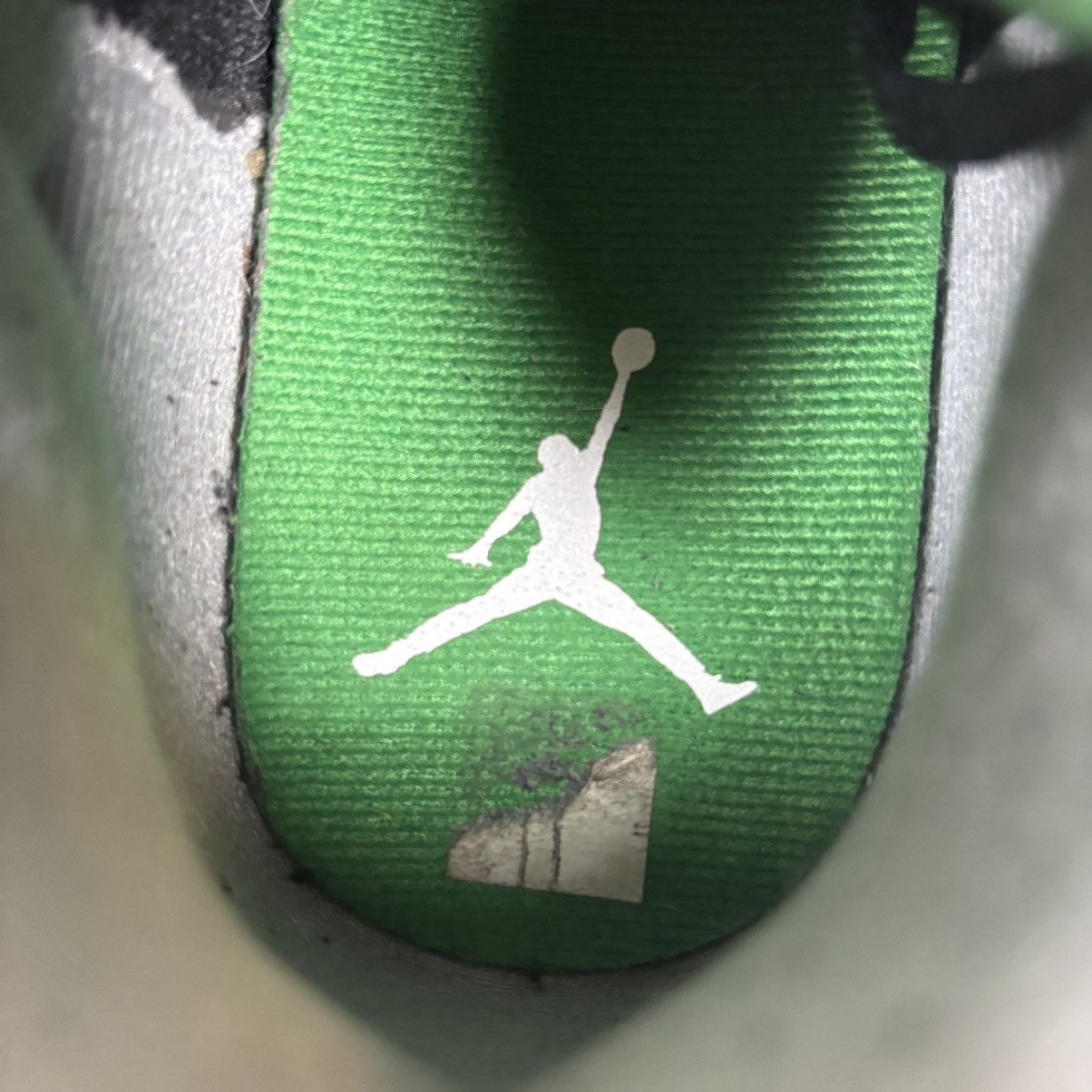 Jordan Brand Size 8 - Jordan 3 Retro Pine Green CLEAN No Box Size US 8 / EU 41 - 7 Thumbnail
