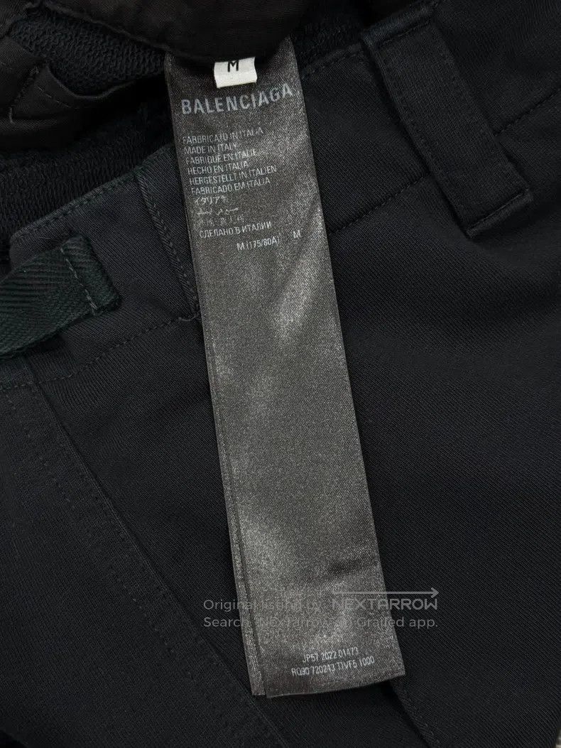 Balenciaga Balenciaga size M Pocket cargo pants Size US 27 - 7 Thumbnail