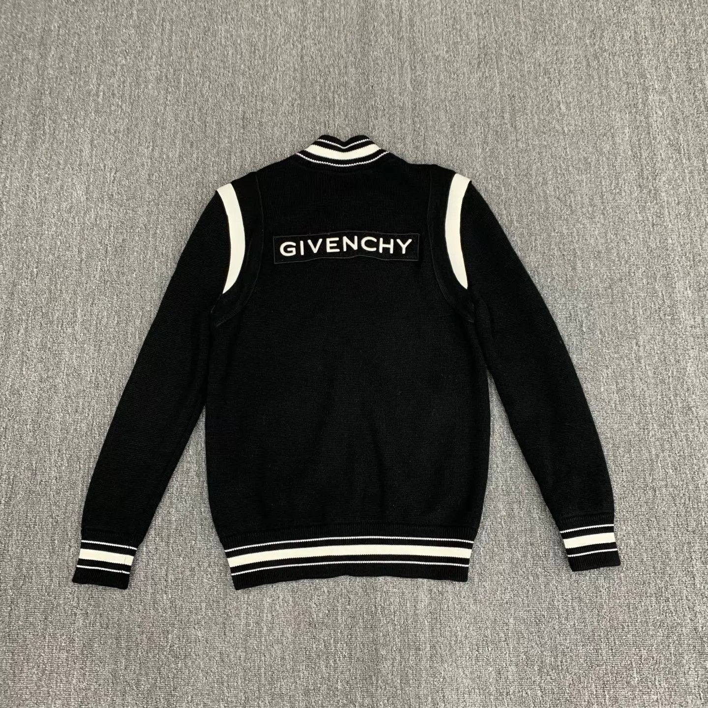 Givenchy Givenchy Men's Black Baseball Jacket L 98 New Size US L / EU 52-54 / 3 - 2 Thumbnail