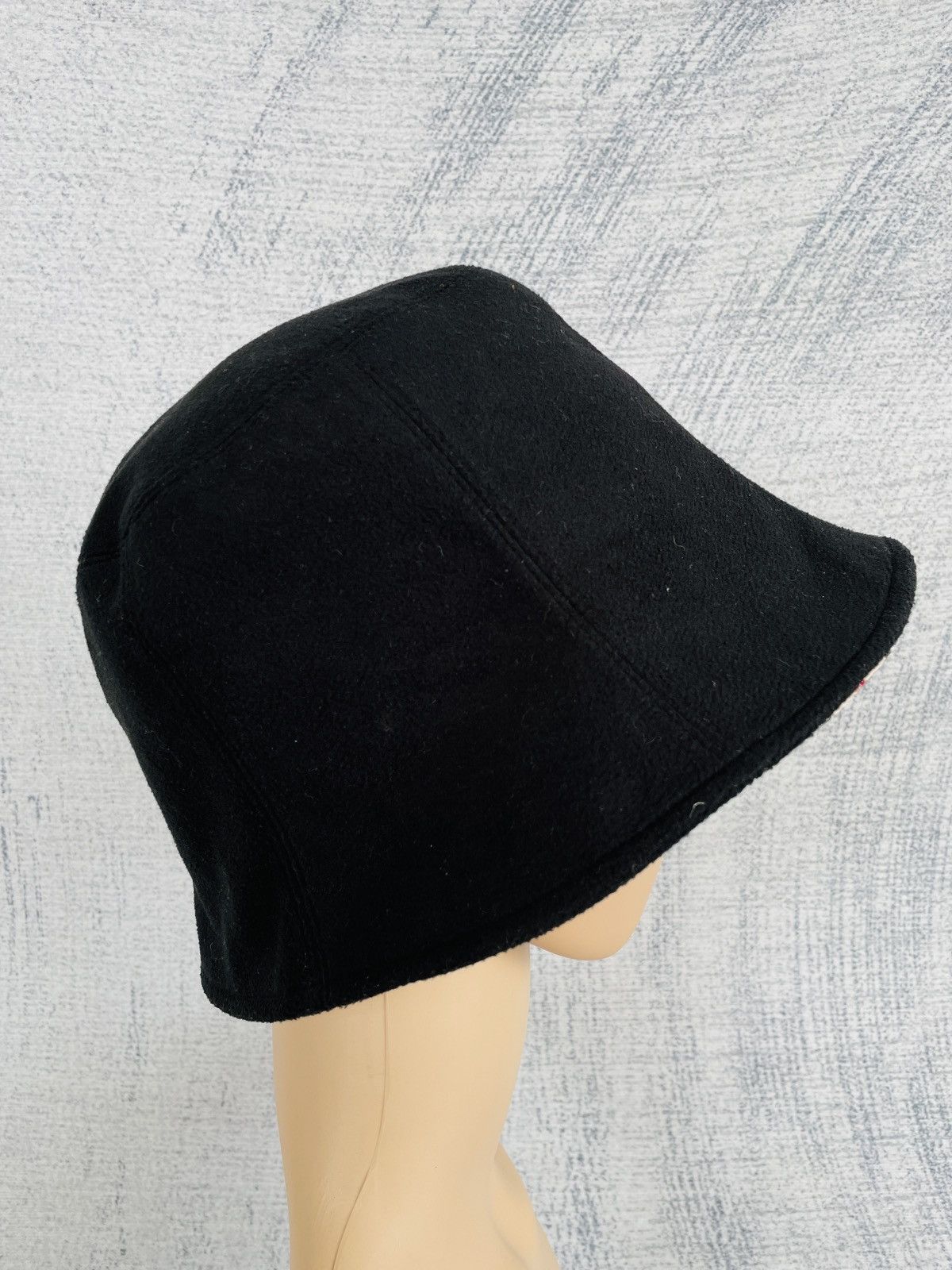 Burberry BURBERRY REVERSIBLE NOVA CHECK BUCKET HAT Size ONE SIZE - 11 Thumbnail