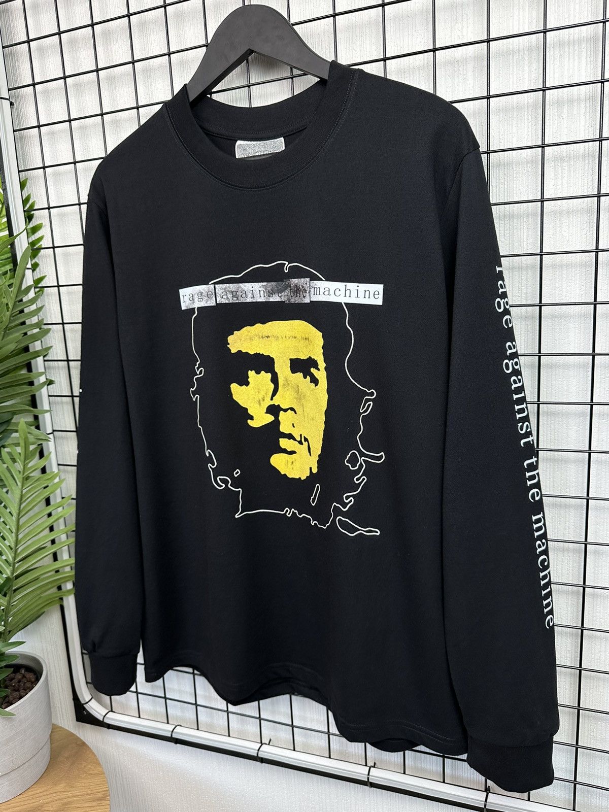 Band Tees Rage against the machine “Che Guevara” Long Sleeve Men Tee L Size US L / EU 52-54 / 3 - 2 Thumbnail