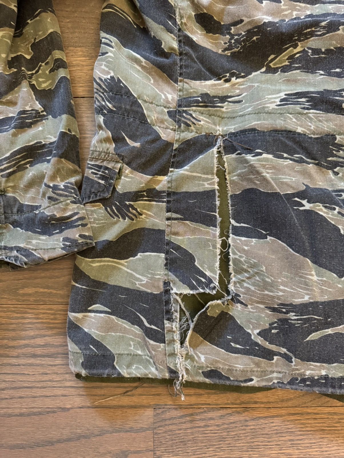 Vintage Vintage M-65 Tiger Camo Field Jacket Size US M / EU 48-50 / 2 - 7 Thumbnail