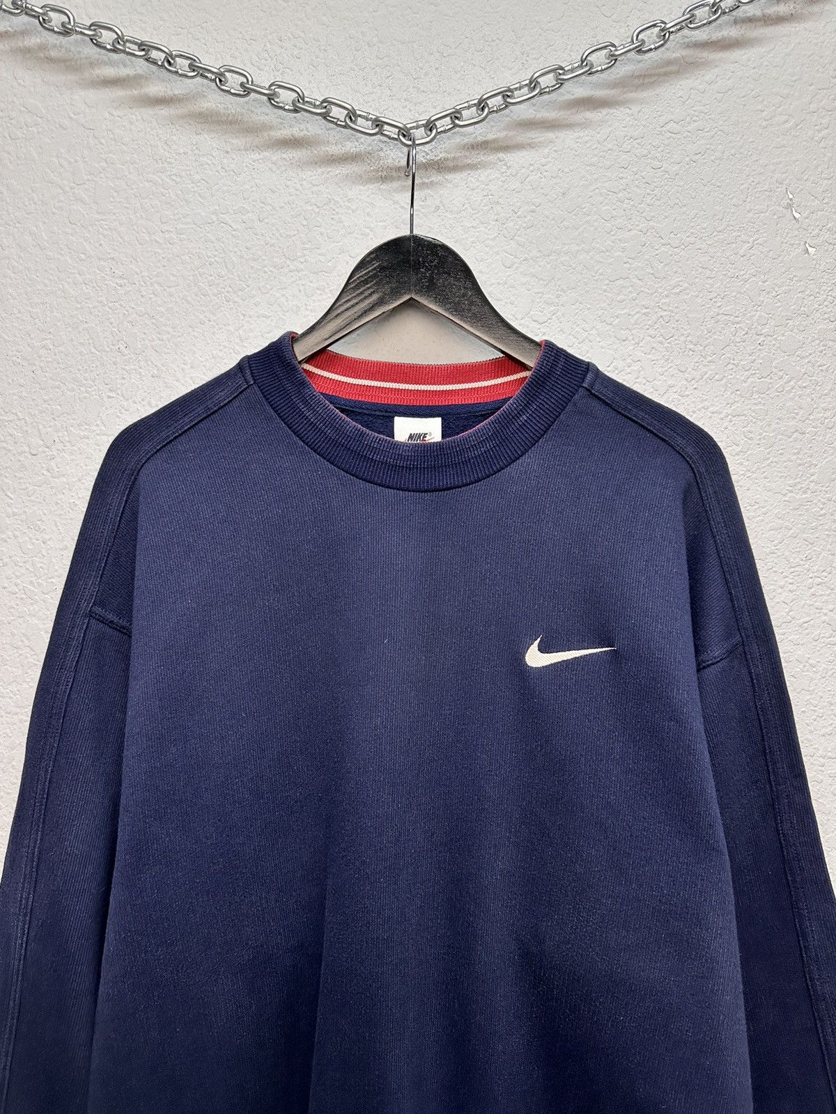 Nike Nike navy crewneck sweatshirt Y2K minimal sports style Size US L / EU 52-54 / 3 - 2 Thumbnail