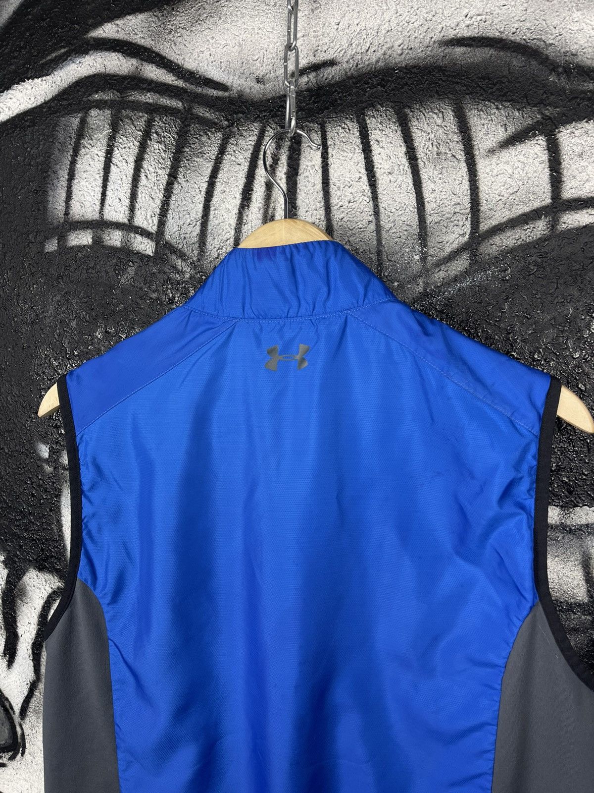 Under Armour Under Armour Storm Groove Hybrid Insulated Vest Men’s Size M Size US M / EU 48-50 / 2 - 5 Thumbnail