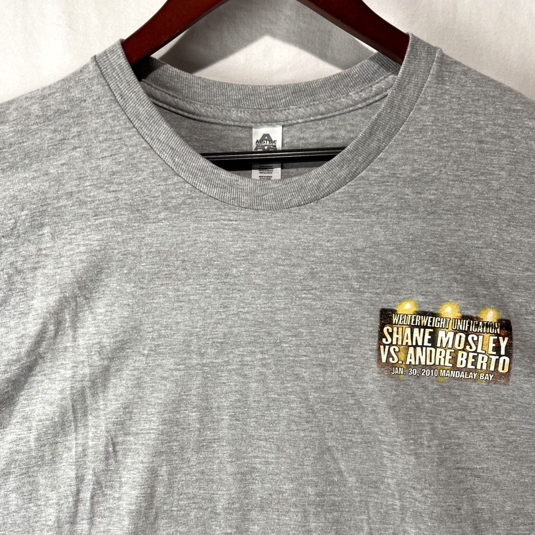 Vintage Mosley Vs Berto Shirt Men XL Boxing Fight Tee Size US XL / EU 56 / 4 - 4 Thumbnail
