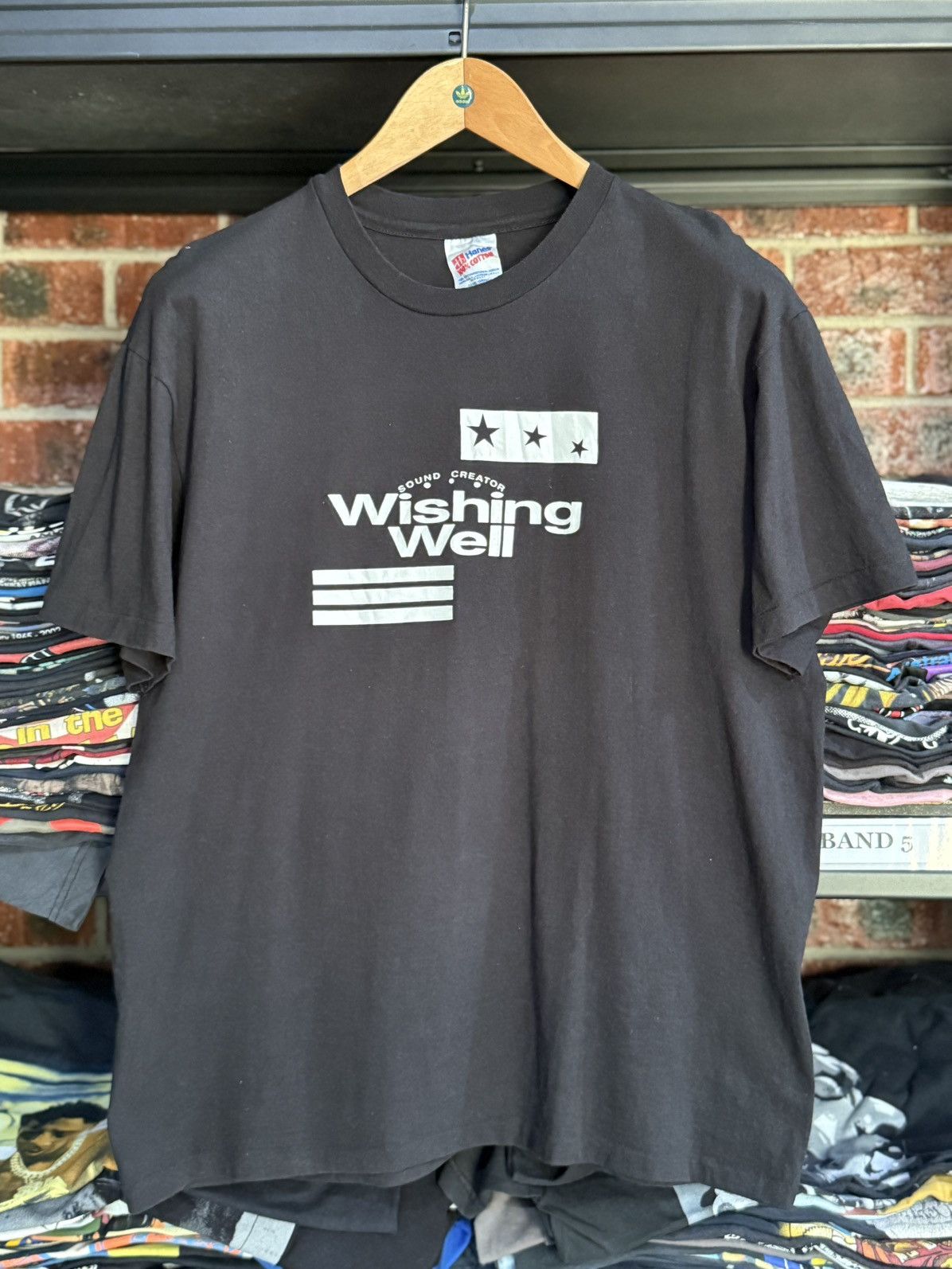 Band Tees × Vintage Vintage 90s WISHING WELL Love In A Peaceful World Tee Size US L / EU 52-54 / 3 - 1 Thumbnail
