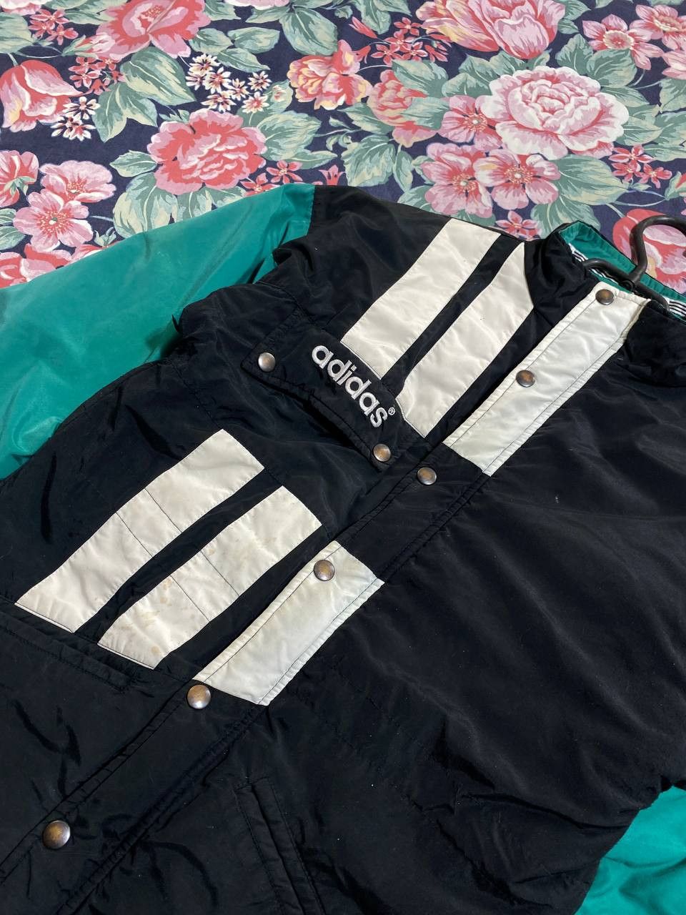 Adidas × Vintage Vintage Adidas 3 Stripes Windbreaker Jacket Size US S / EU 44-46 / 1 - 14 Thumbnail