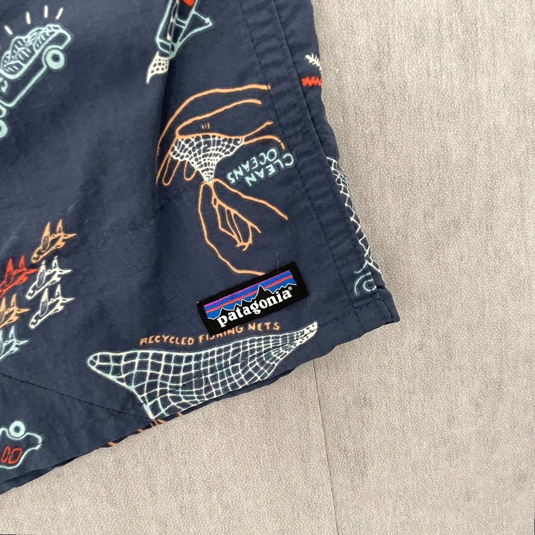 Patagonia Patagonia Baggies Shorts Adult Large Blue Oceans Fish Swim Trunks Beach L Geometric Pattern Polyester Size US 33 - 4 Thumbnail