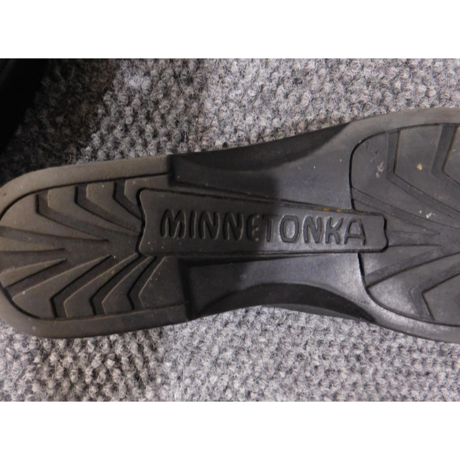 Minnetonka VINTAGE Minnetonka Sandals Womens Slide Sandal Navy 10 M Cushioned Slip On Wedge Braided Conchos Metal Medallion Size US 10 / IT 40 - 7 Thumbnail