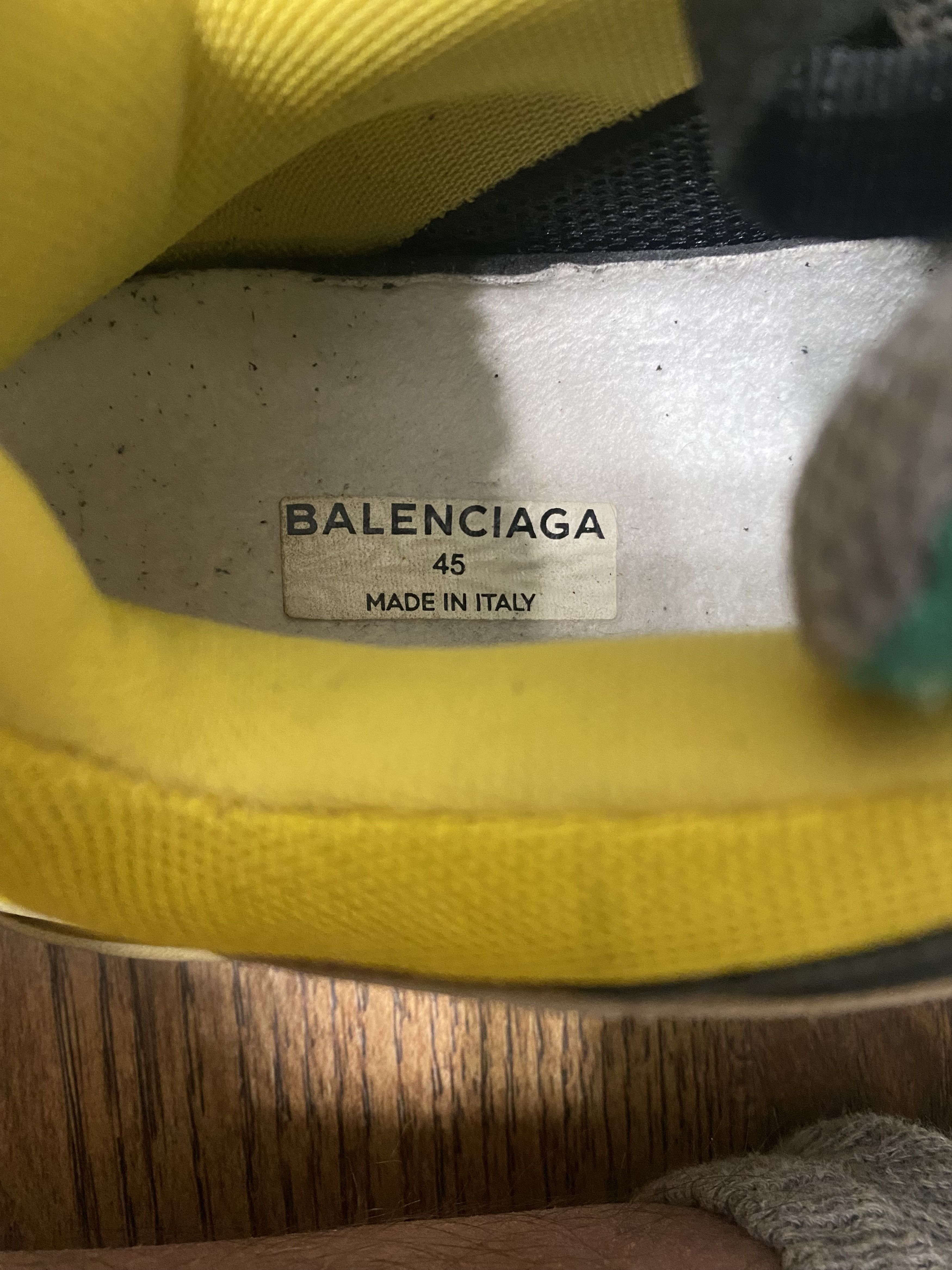 Balenciaga OG Balenciaga Made in Italy Triple S Size 12 Green Yellow Size US 12 / EU 45 - 7 Thumbnail