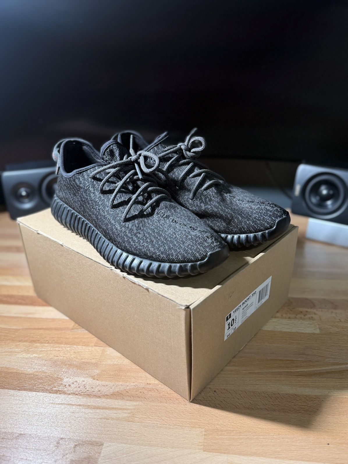 Yeezy Yeezy 350 Pirate Black 2015 Size US 10.5 / EU 43-44 - 1 Thumbnail