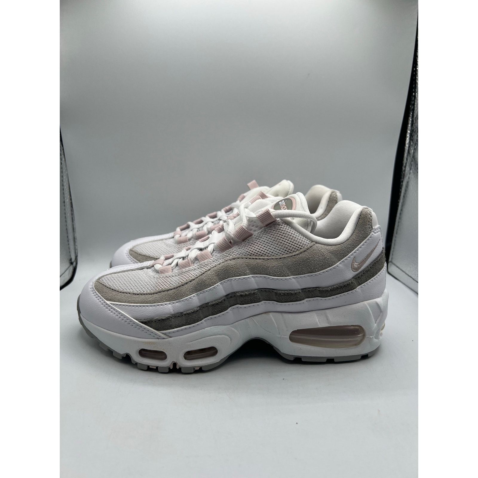 Nike Nike Air Max 95 “White Silt Red” size 6 women’s Size US 6 / EU 39 - 1 Thumbnail