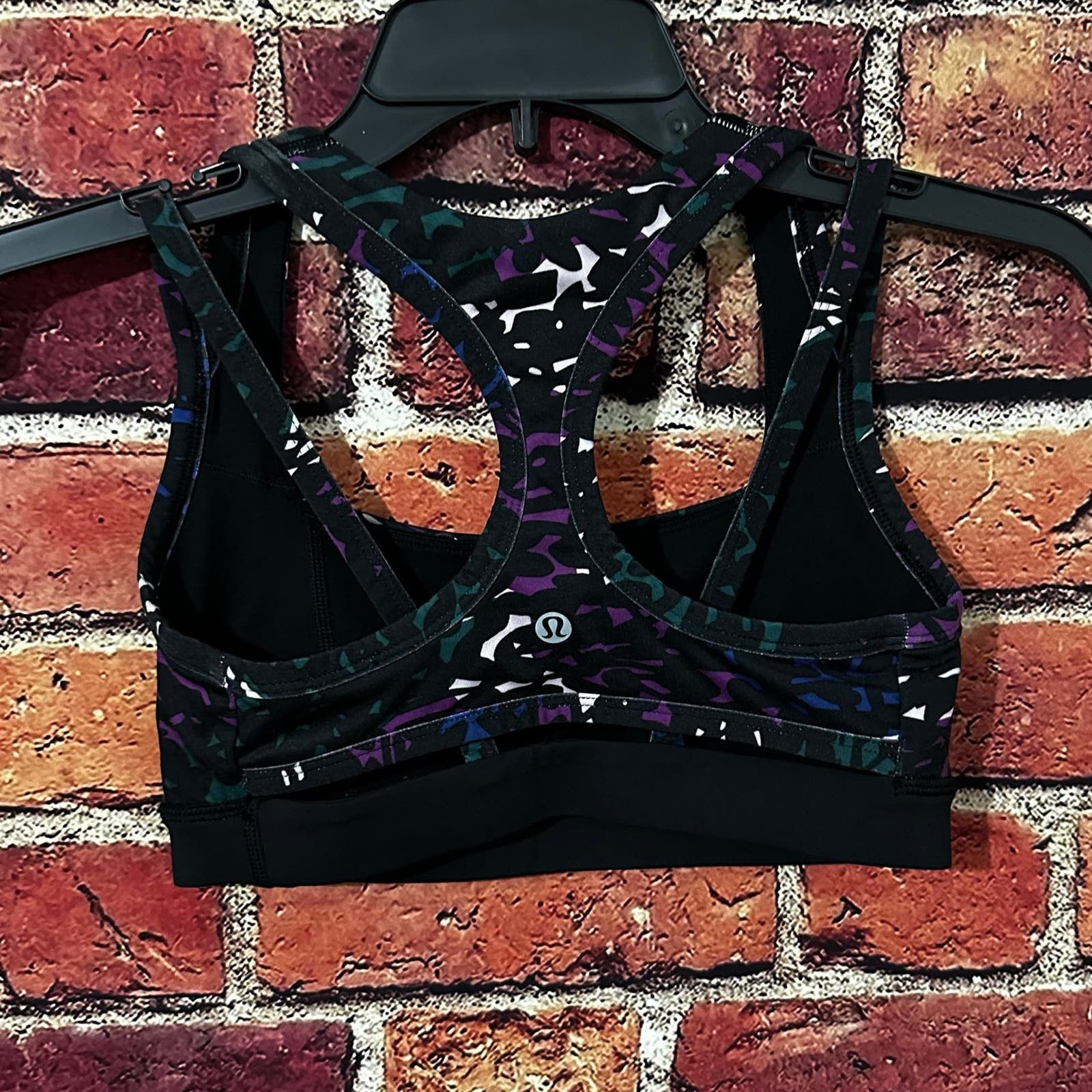 Lululemon lululemon sports bra size 4 Size S / US 4 / IT 40 - 2 Thumbnail